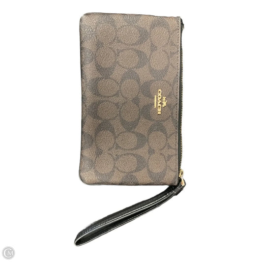 Wristlet Designer By Coach, Size: Medium