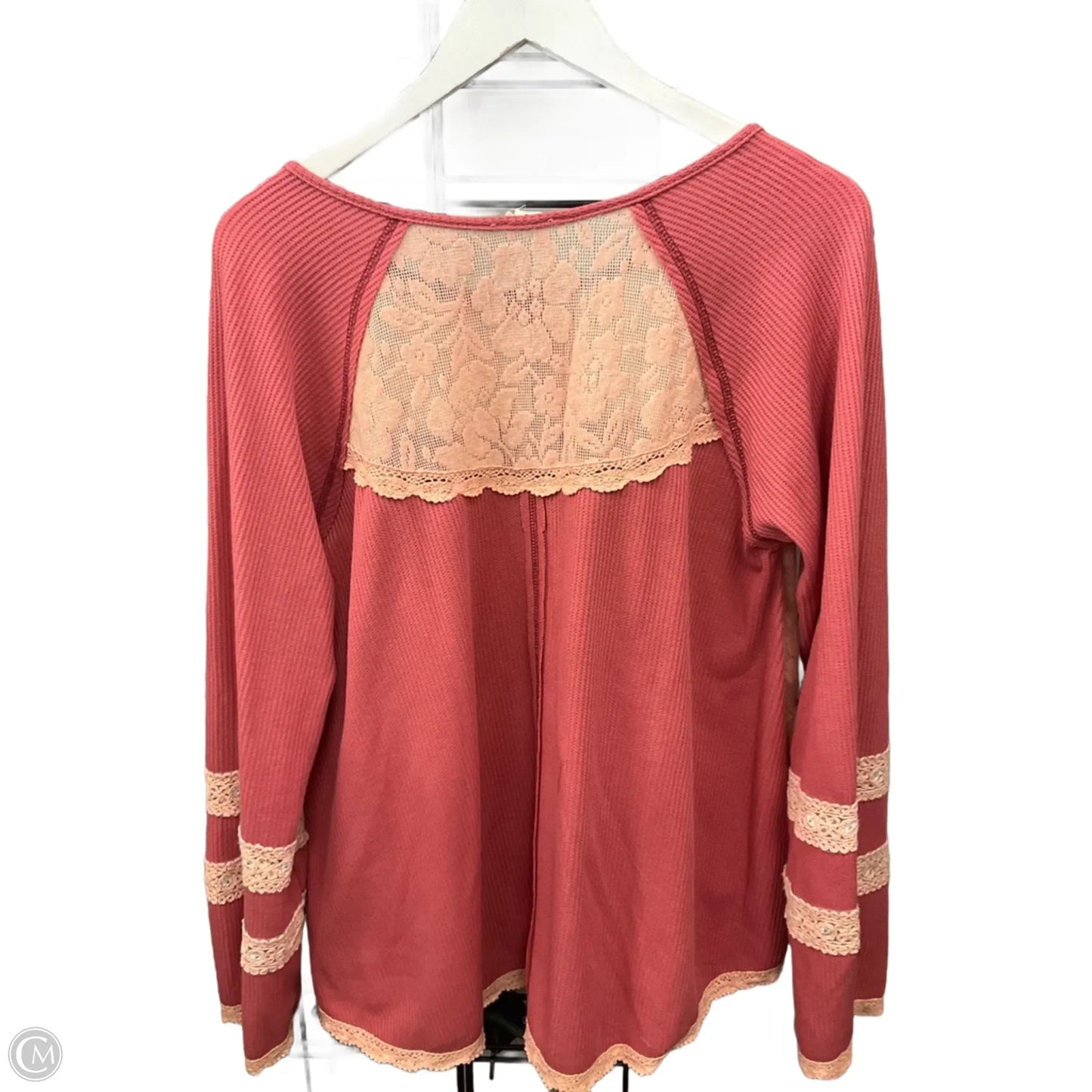 Top Long Sleeve By Pol In Coral, Size: L