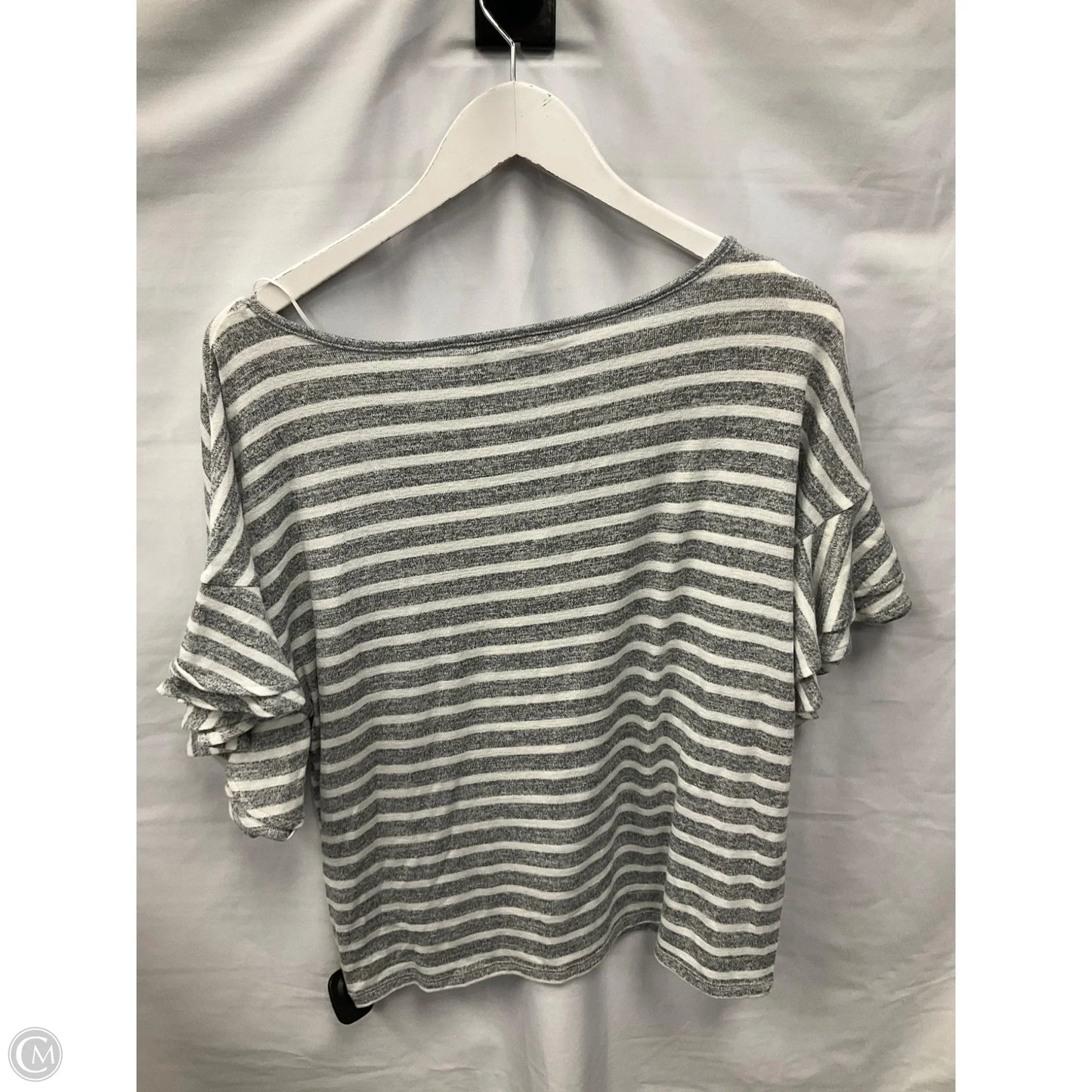 Top Short Sleeve By Banana Republic In Grey & White, Size: S