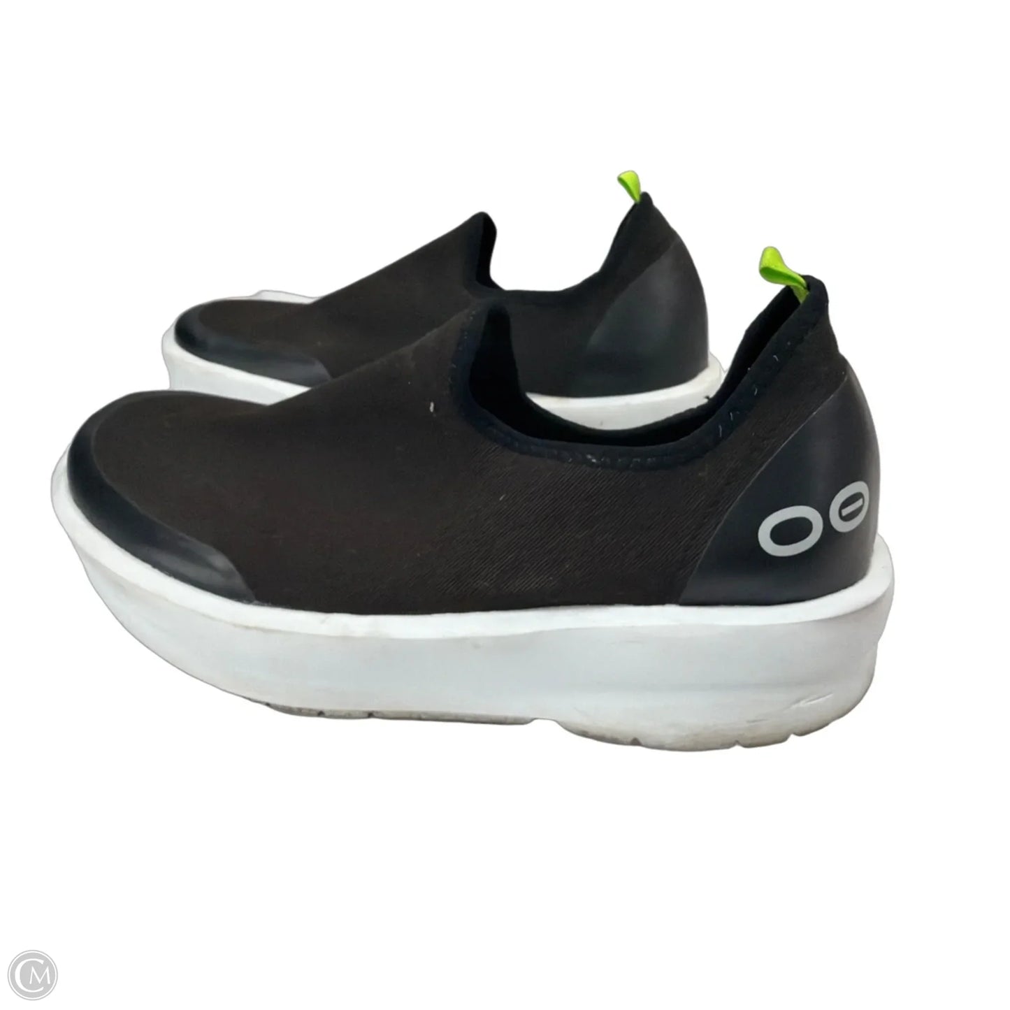 Shoes Flats By Oofos In Black, Size: 10