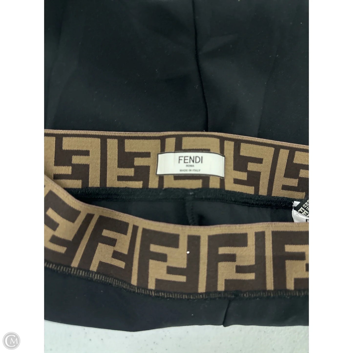 Shorts Luxury Designer By Fendi In Black, Size: 0