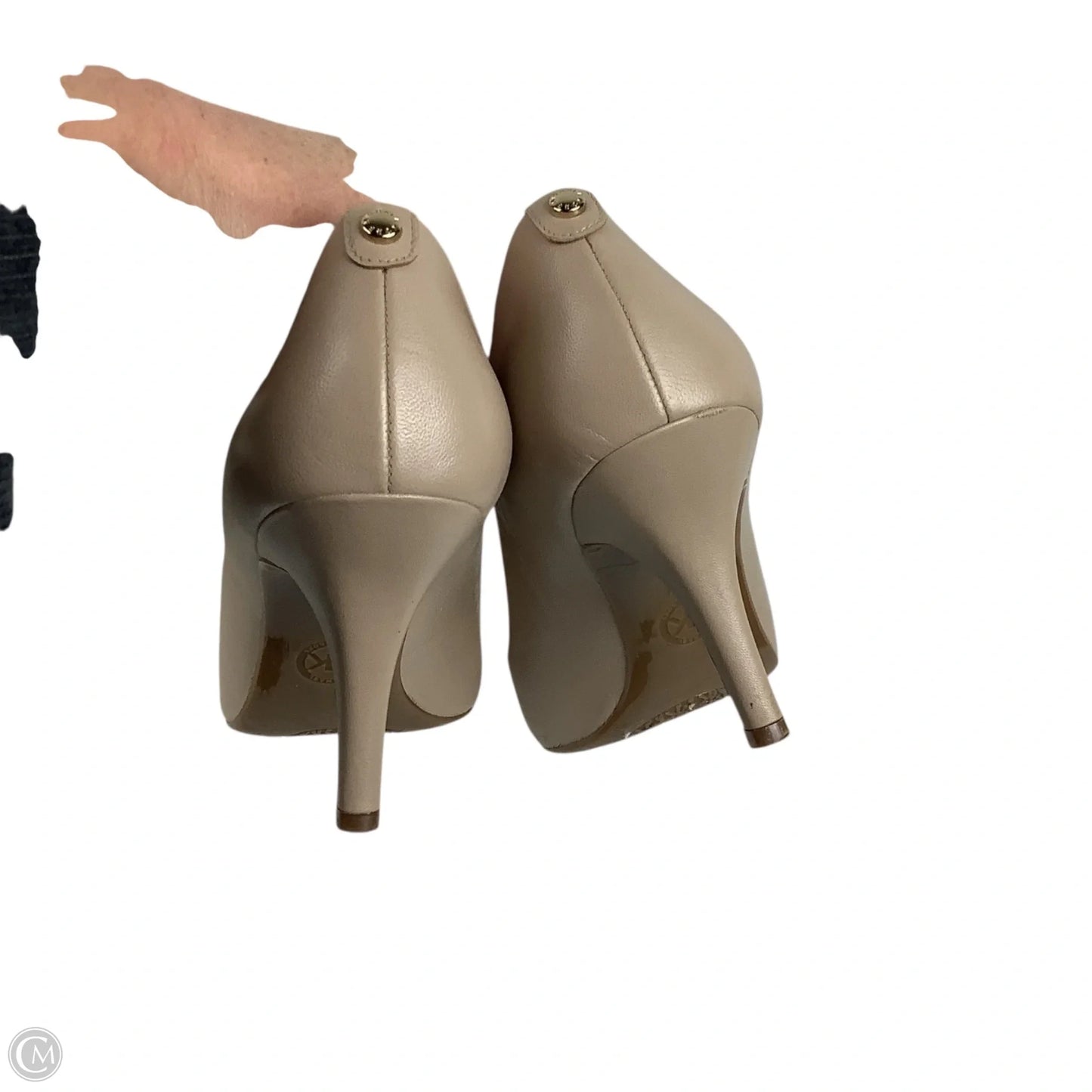 Shoes Designer By Michael Kors In Cream, Size: 9