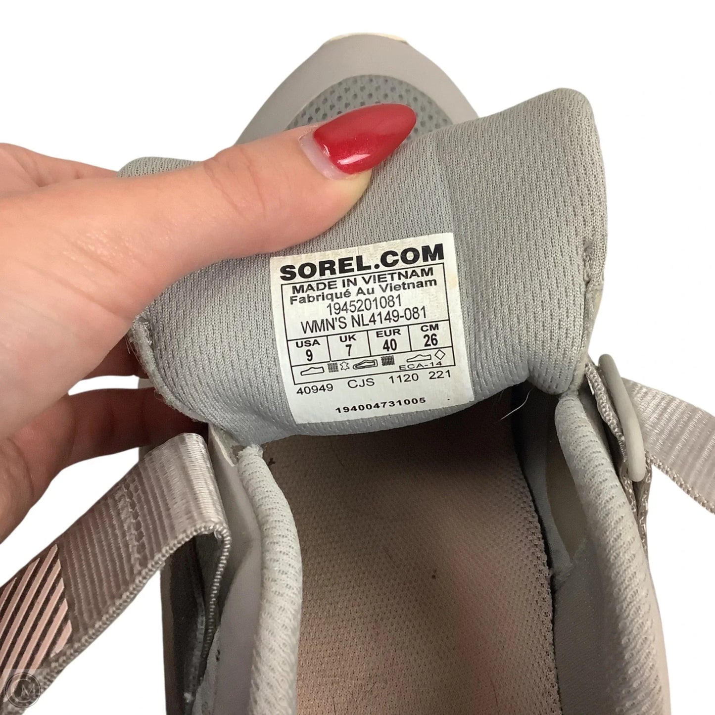 Shoes Athletic By Sorel In Grey, Size: 9