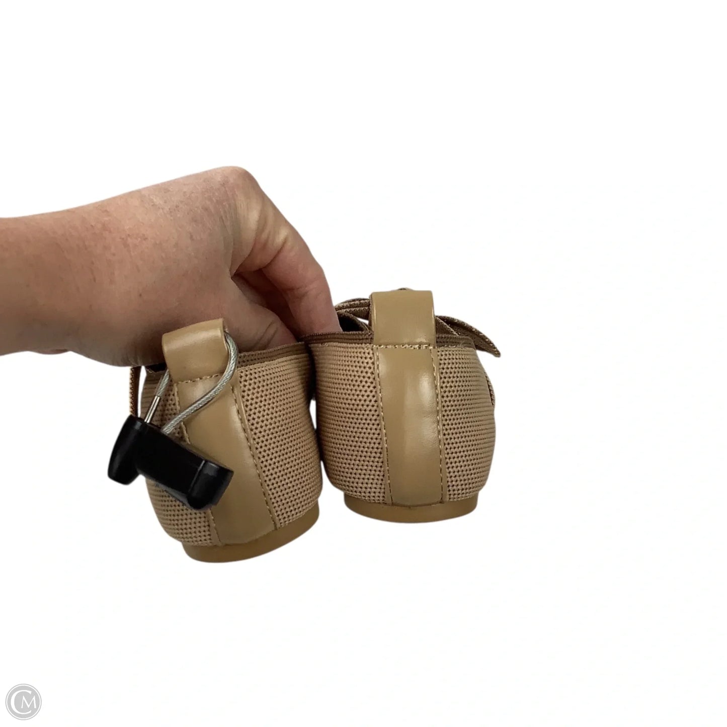 Shoes Flats By Tahari In Tan, Size: 7