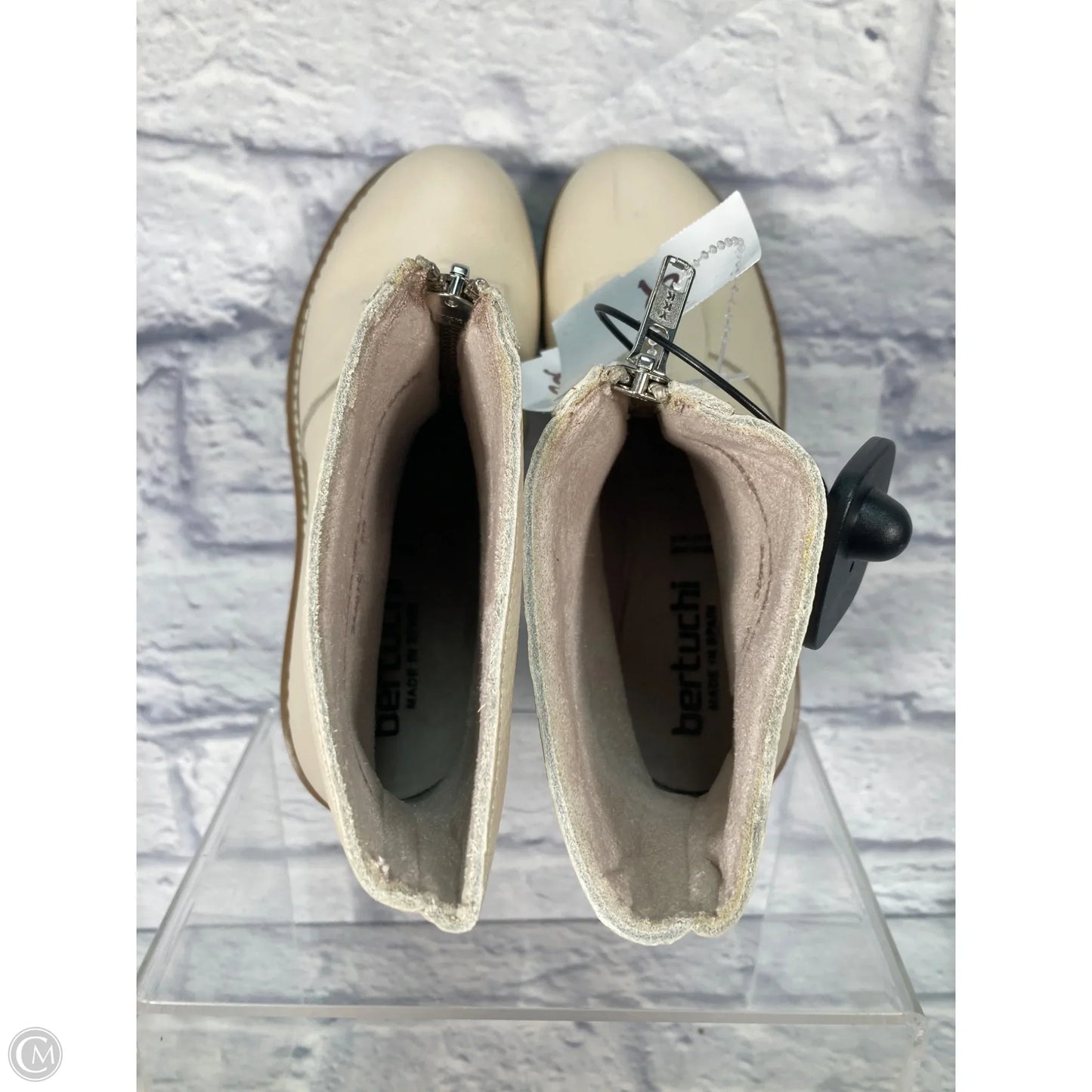Boots Ankle Heels By Clothes Mentor In Cream, Size: 7.5