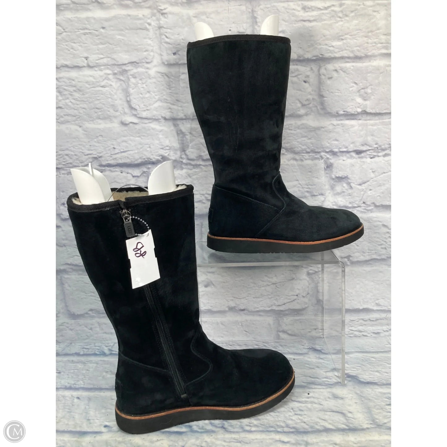 Boots Designer By Ugg In Black, Size: 7
