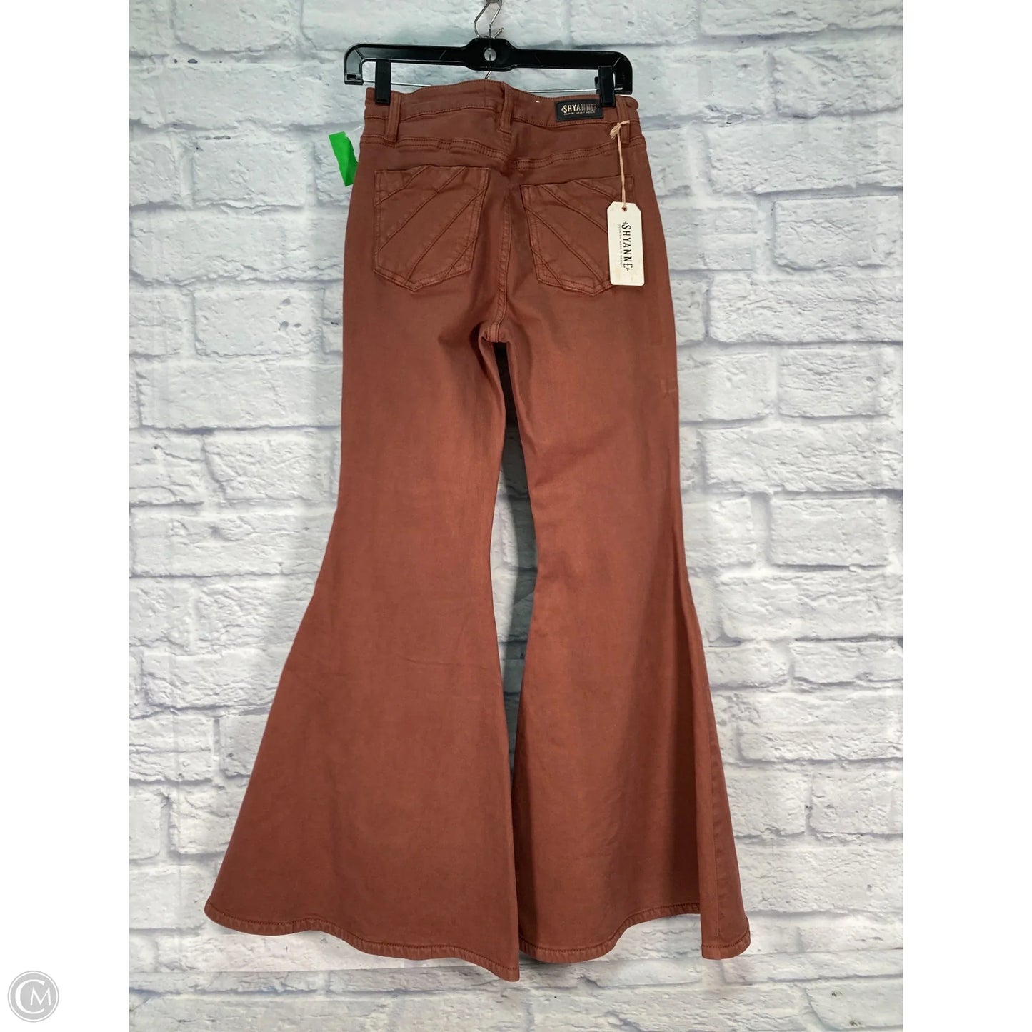 Jeans Flared By Shyanne In Brown Denim, Size: 6