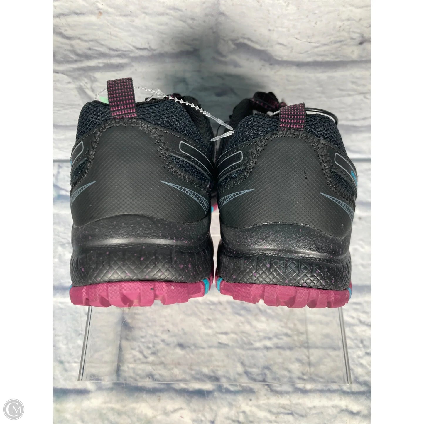 Shoes Athletic By Skechers In Black & Pink, Size: 8.5