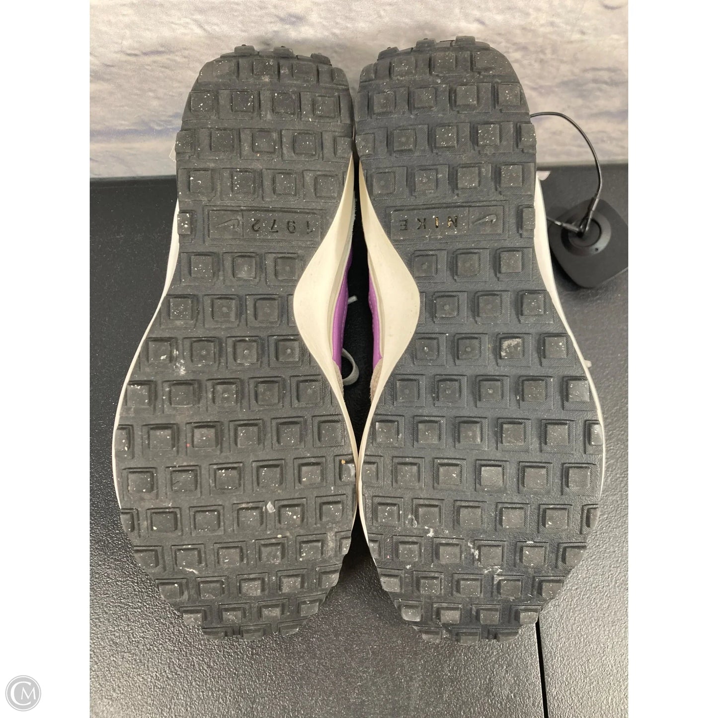 Shoes Athletic By Nike In Cream & Purple, Size: 9.5