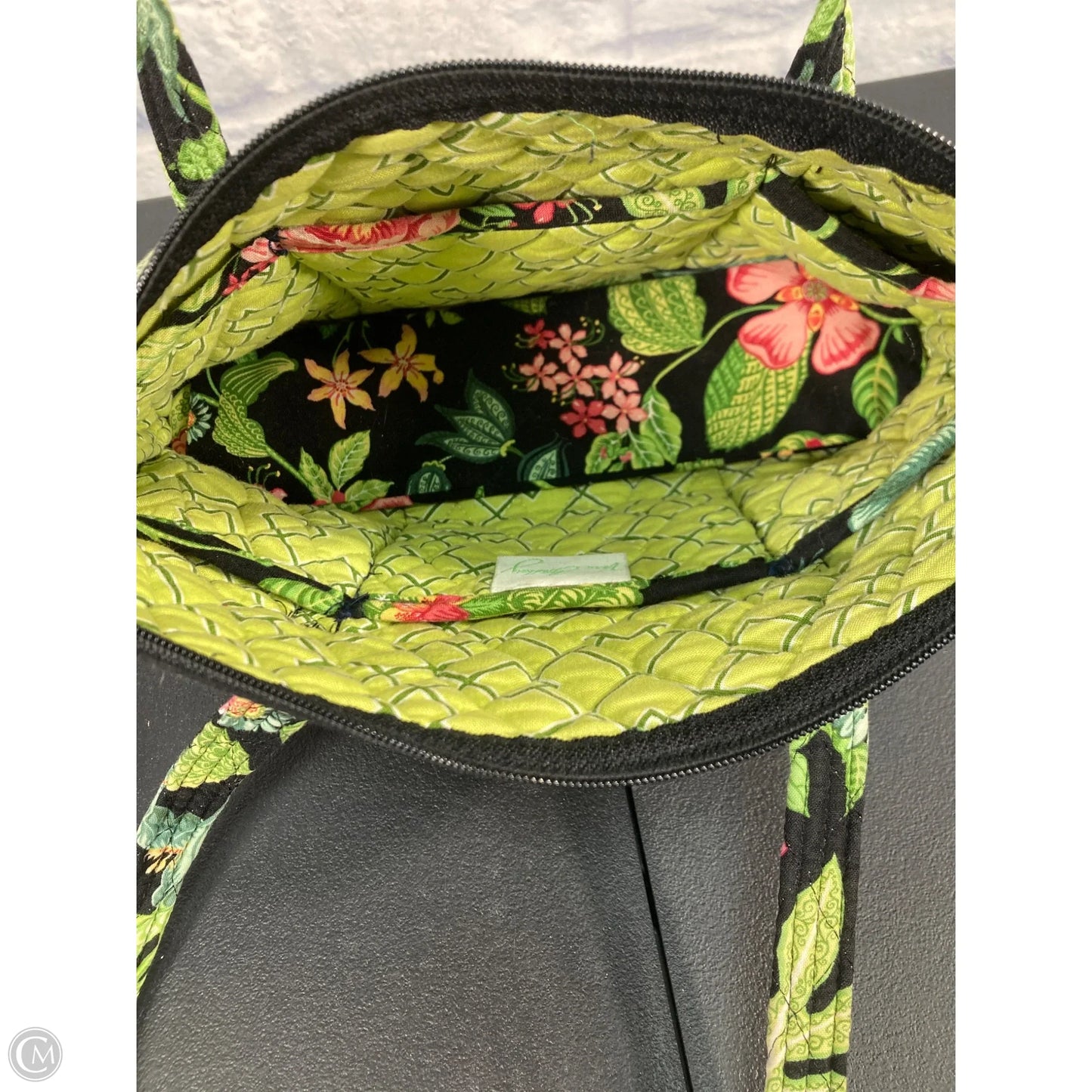 Handbag By Vera Bradley, Size: Small