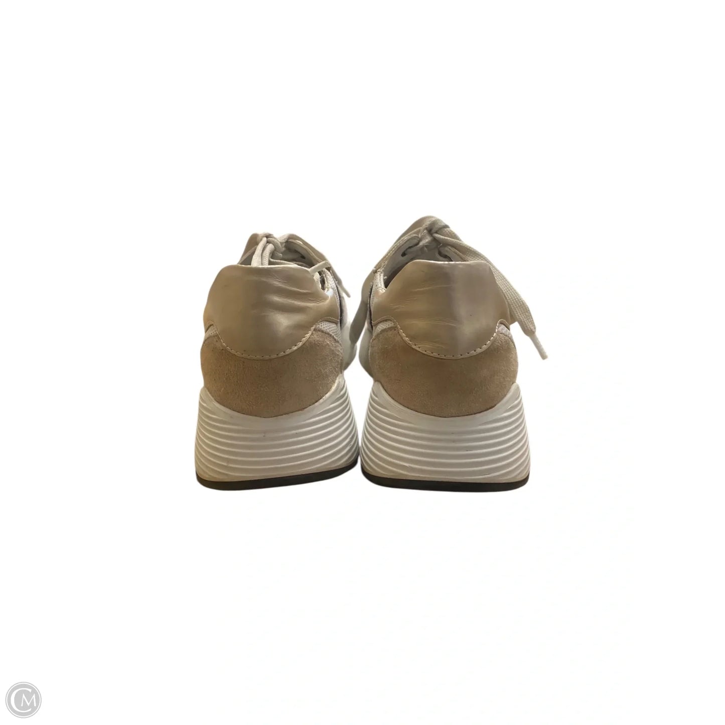 Shoes Sneakers By Clothes Mentor In Cream, Size: 7