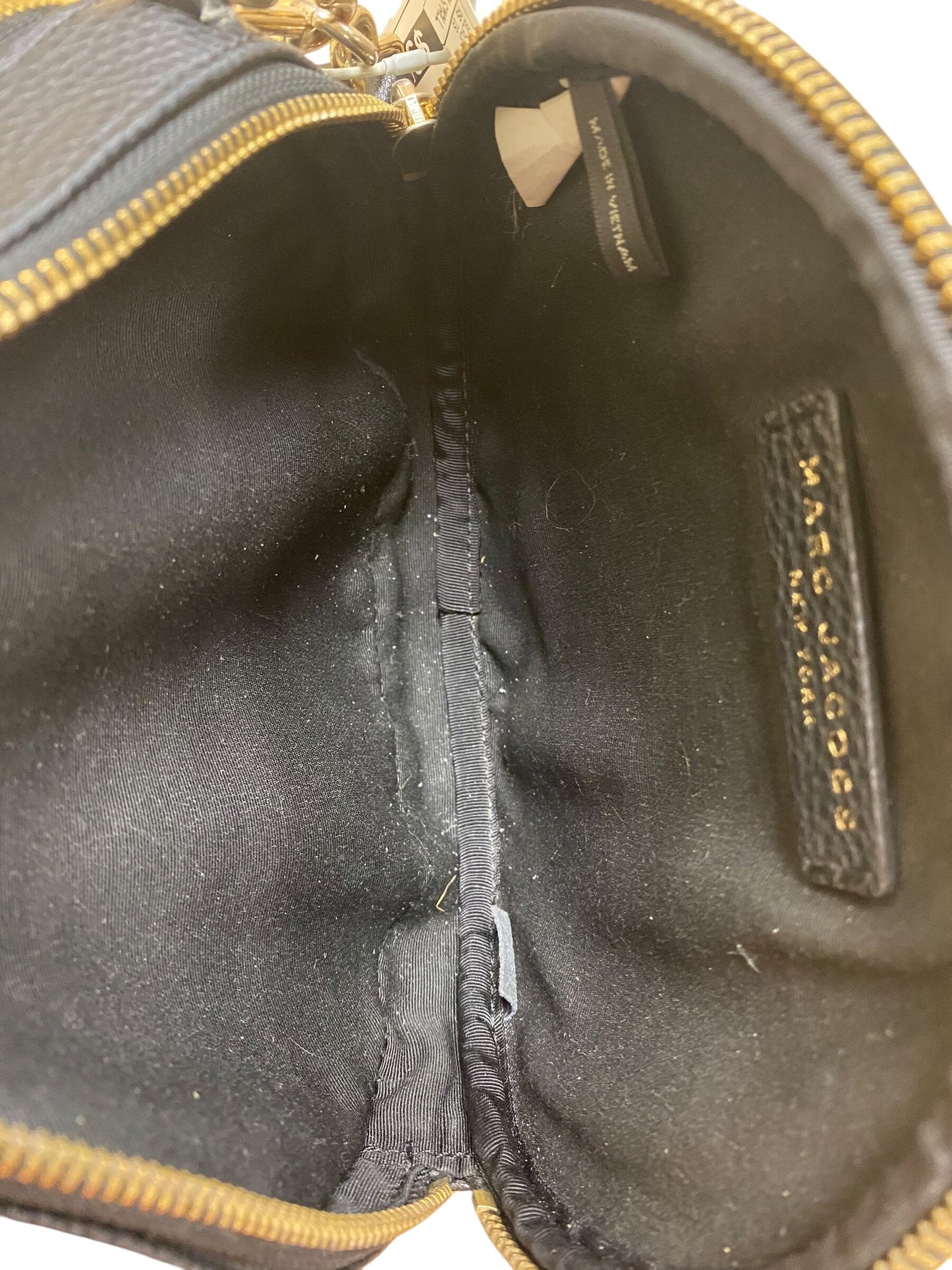 Crossbody Luxury Designer By Marc Jacobs Size: Small