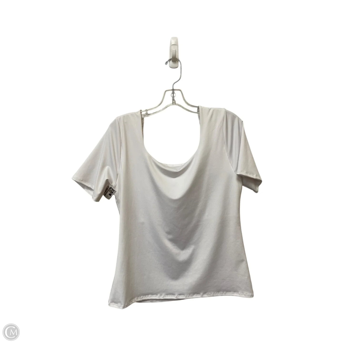Top Short Sleeve By Clothes Mentor In White, Size: 2x