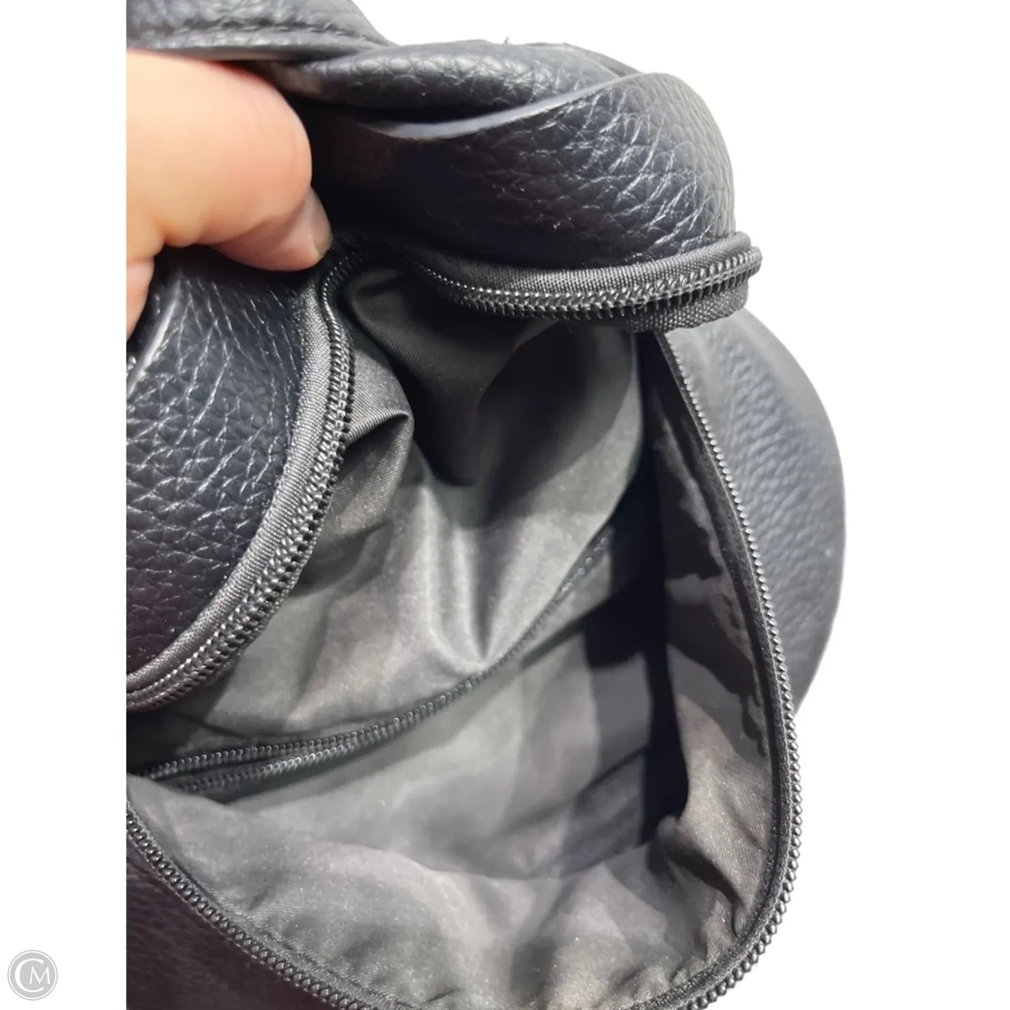 Belt Bag By Clothes Mentor, Size: Medium