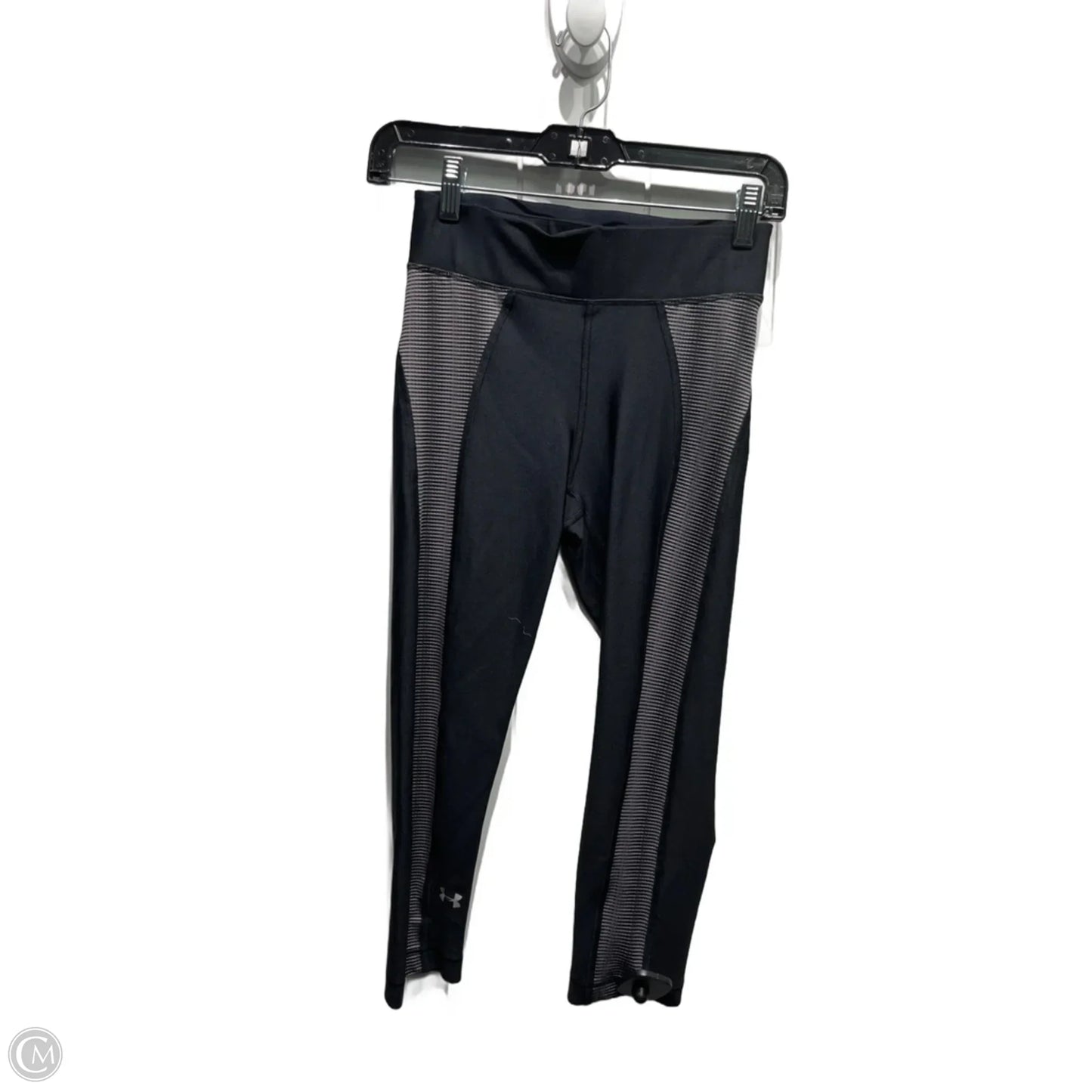 Athletic Leggings Capris By Under Armour In Black & Grey, Size: S