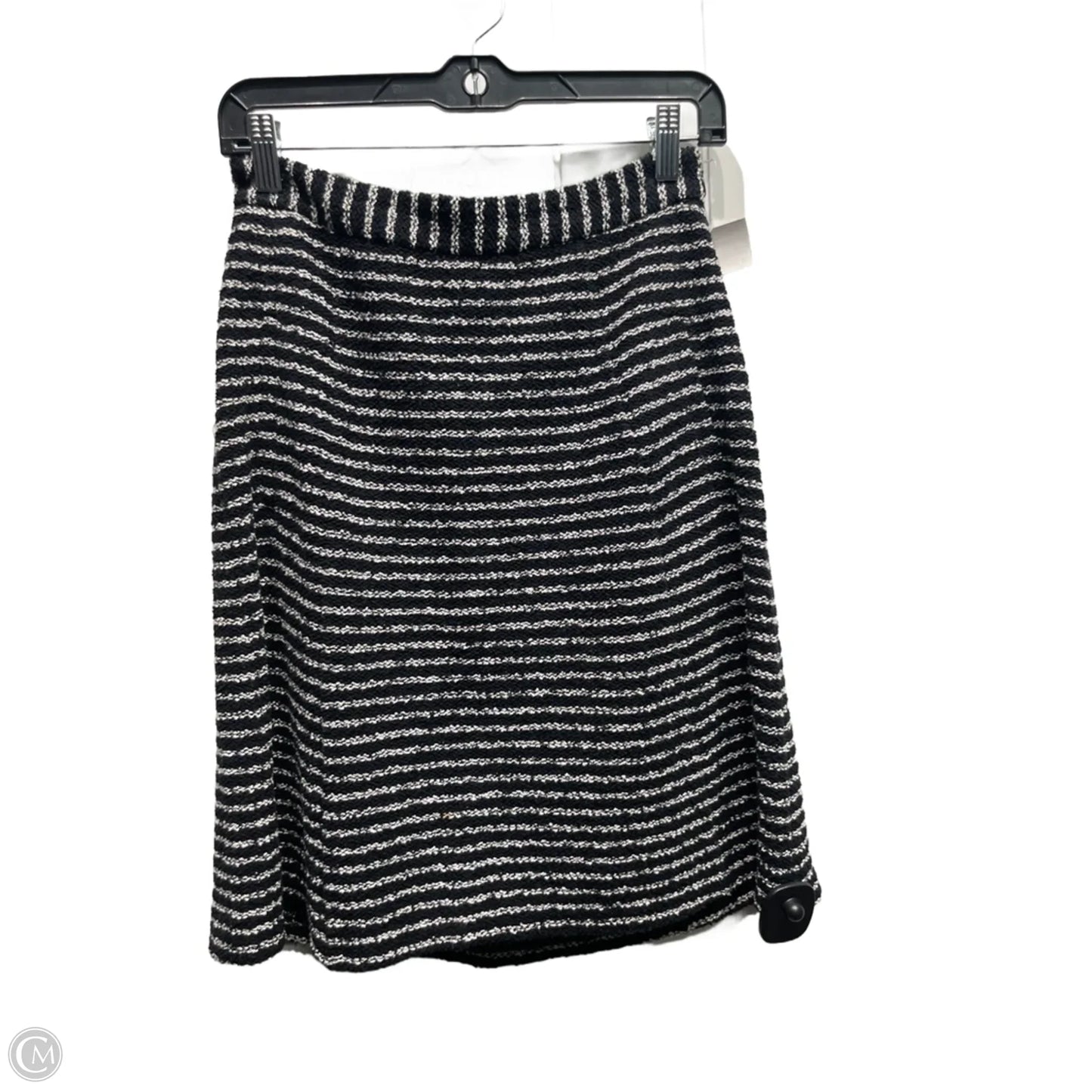 Skirt Mini & Short By Theory In Black & White, Size: 4