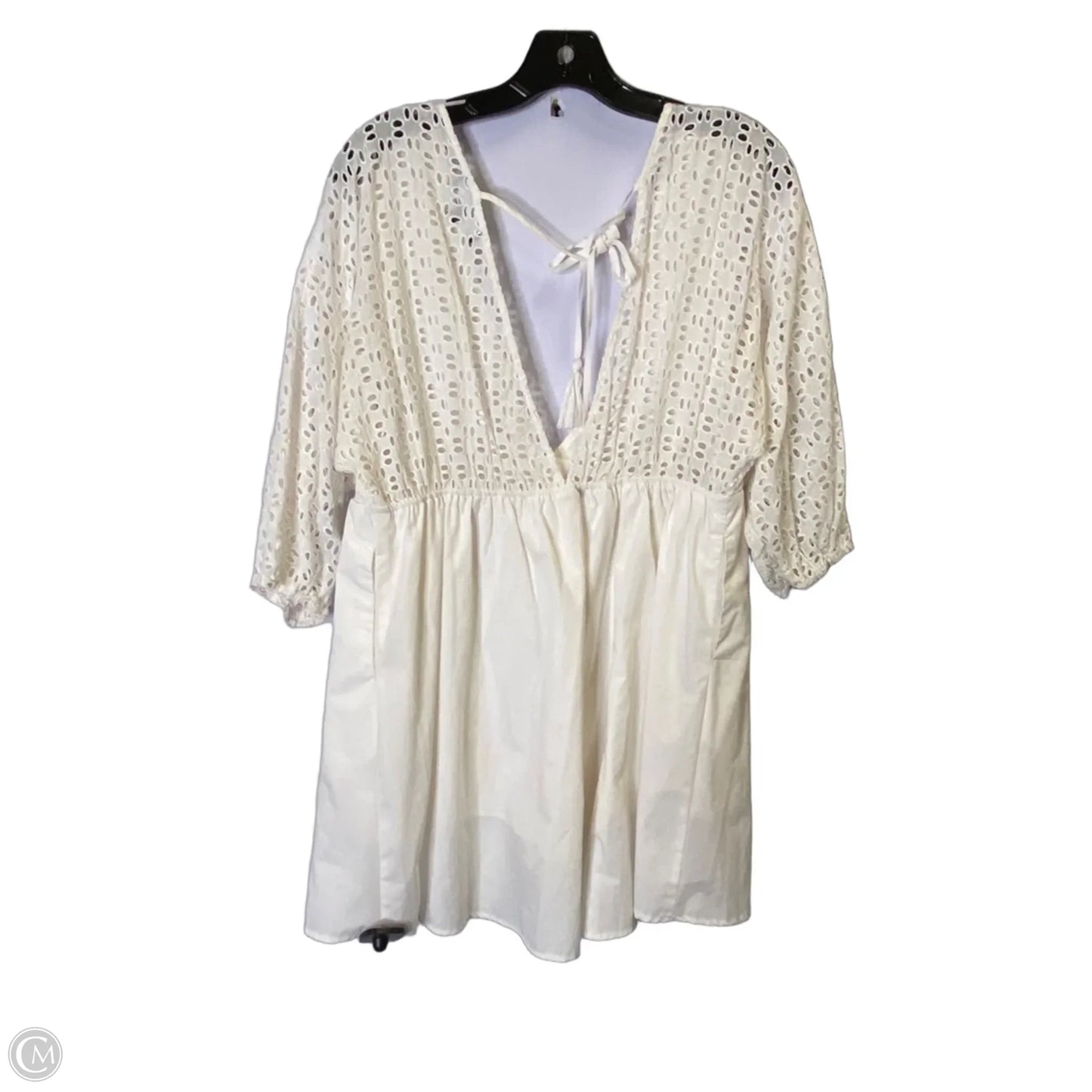 Dress Casual Short By Blue Blush In Cream, Size: L