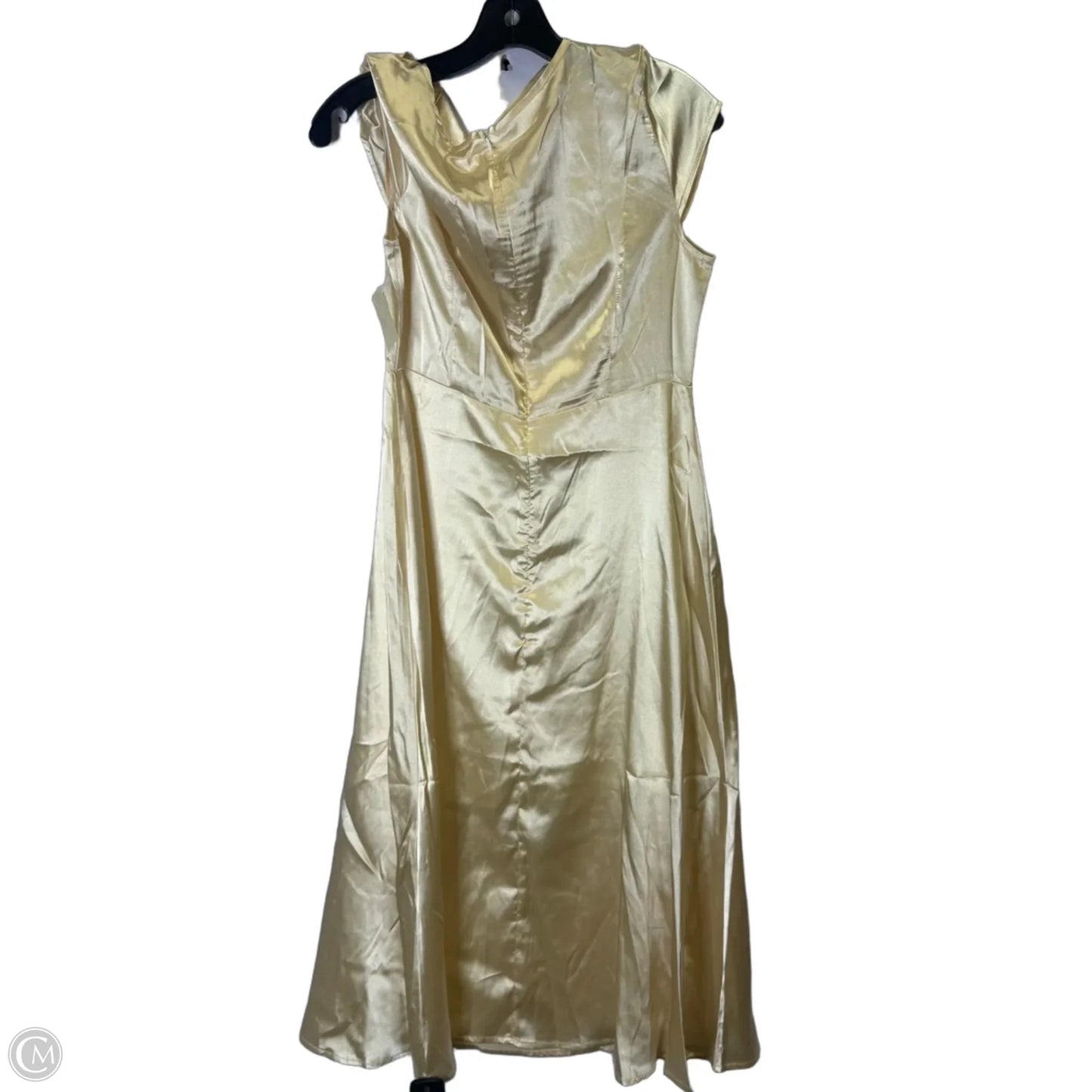 Dress Casual Maxi By Shein In Gold, Size: M