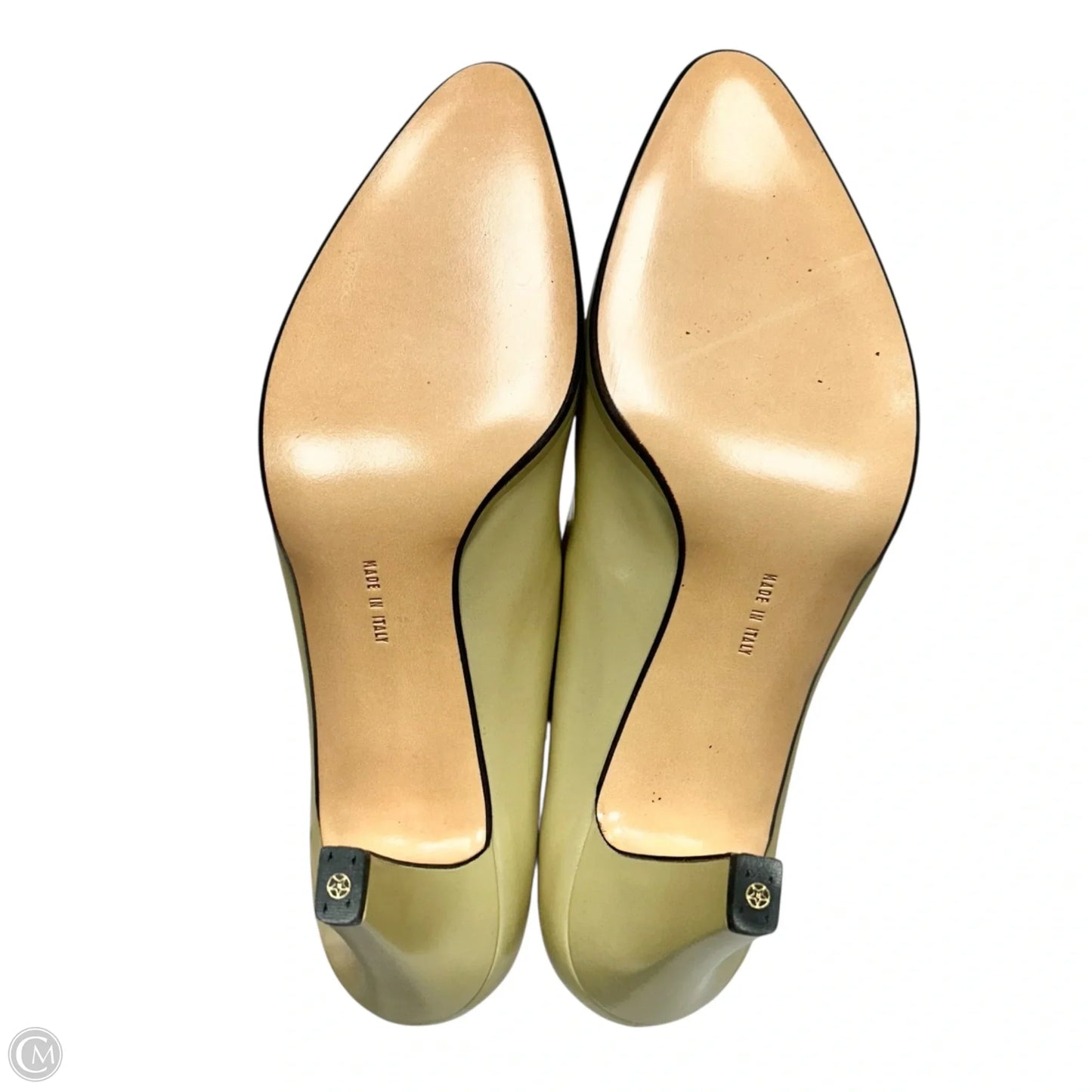Shoes Luxury Designer By Ferragamo In Gold, Size: 9.5
