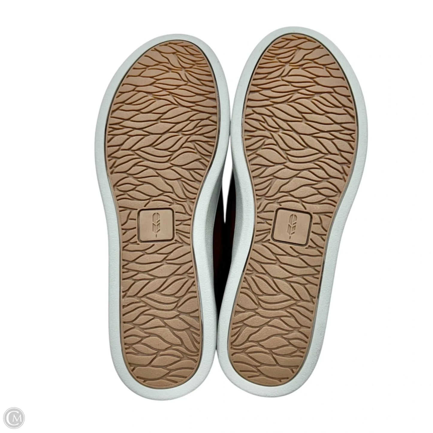 Shoes Flats By Revitalign In Maroon, Size: 7