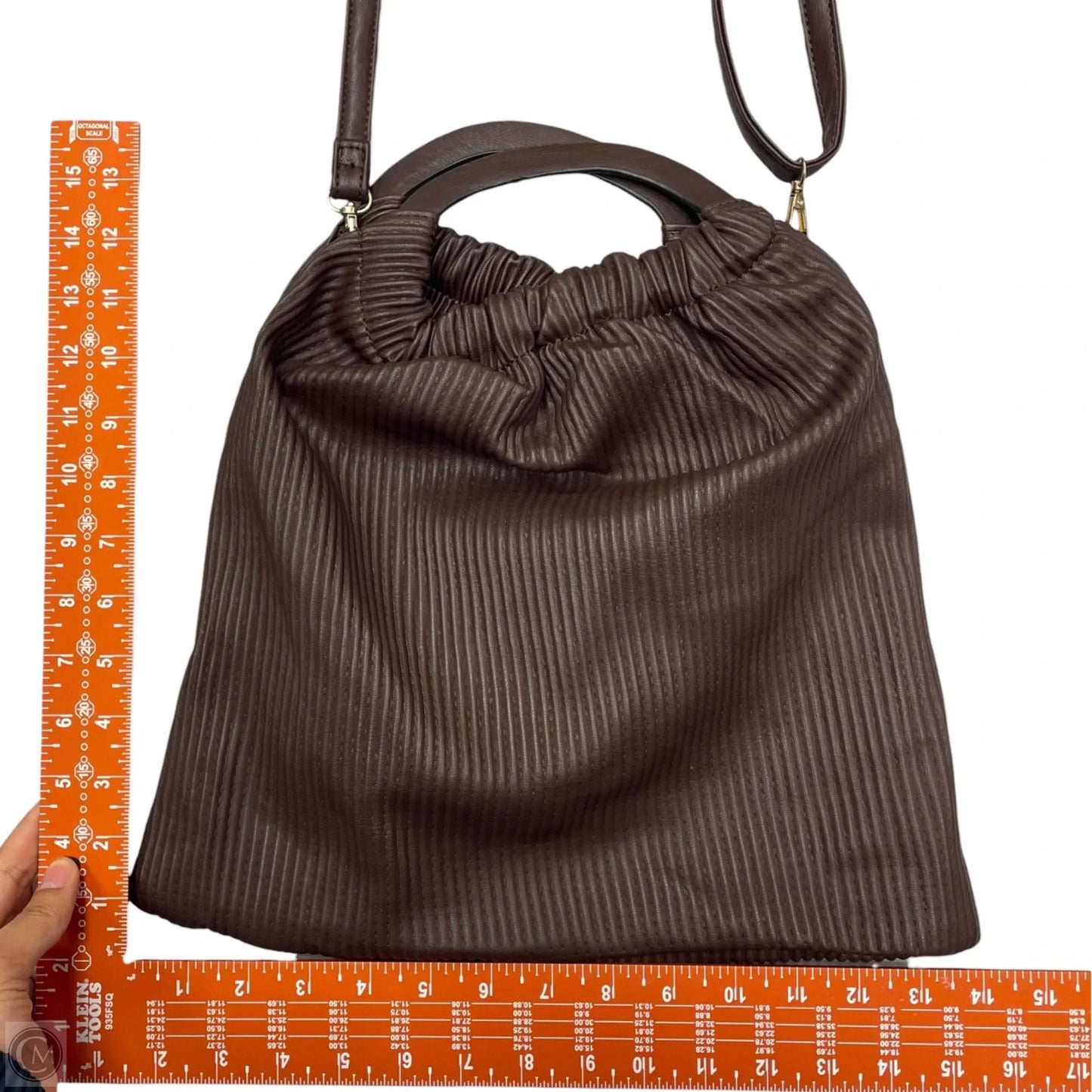 Handbag, Size: Medium
