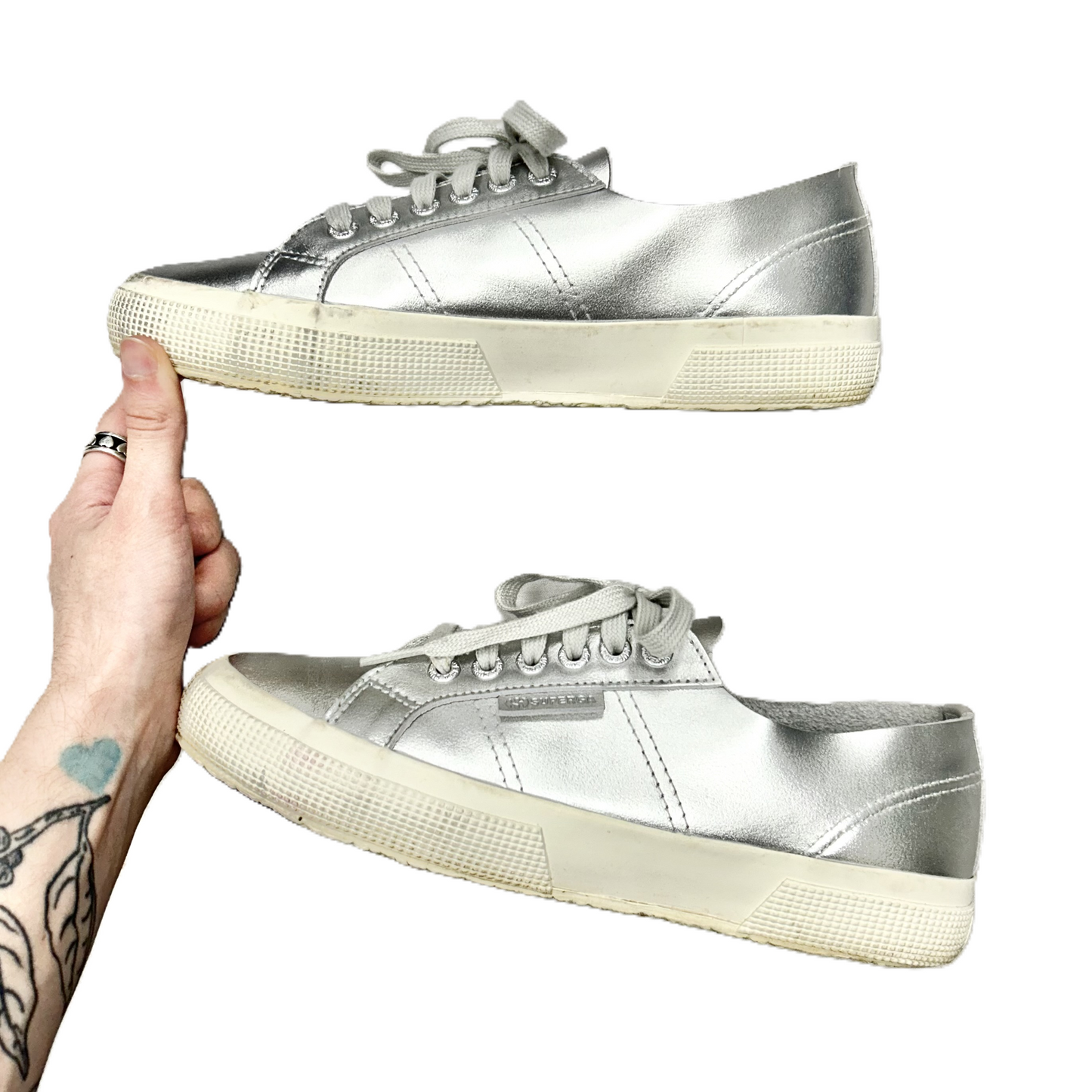 Shoes Sneakers By Superga In Silver, Size: 8