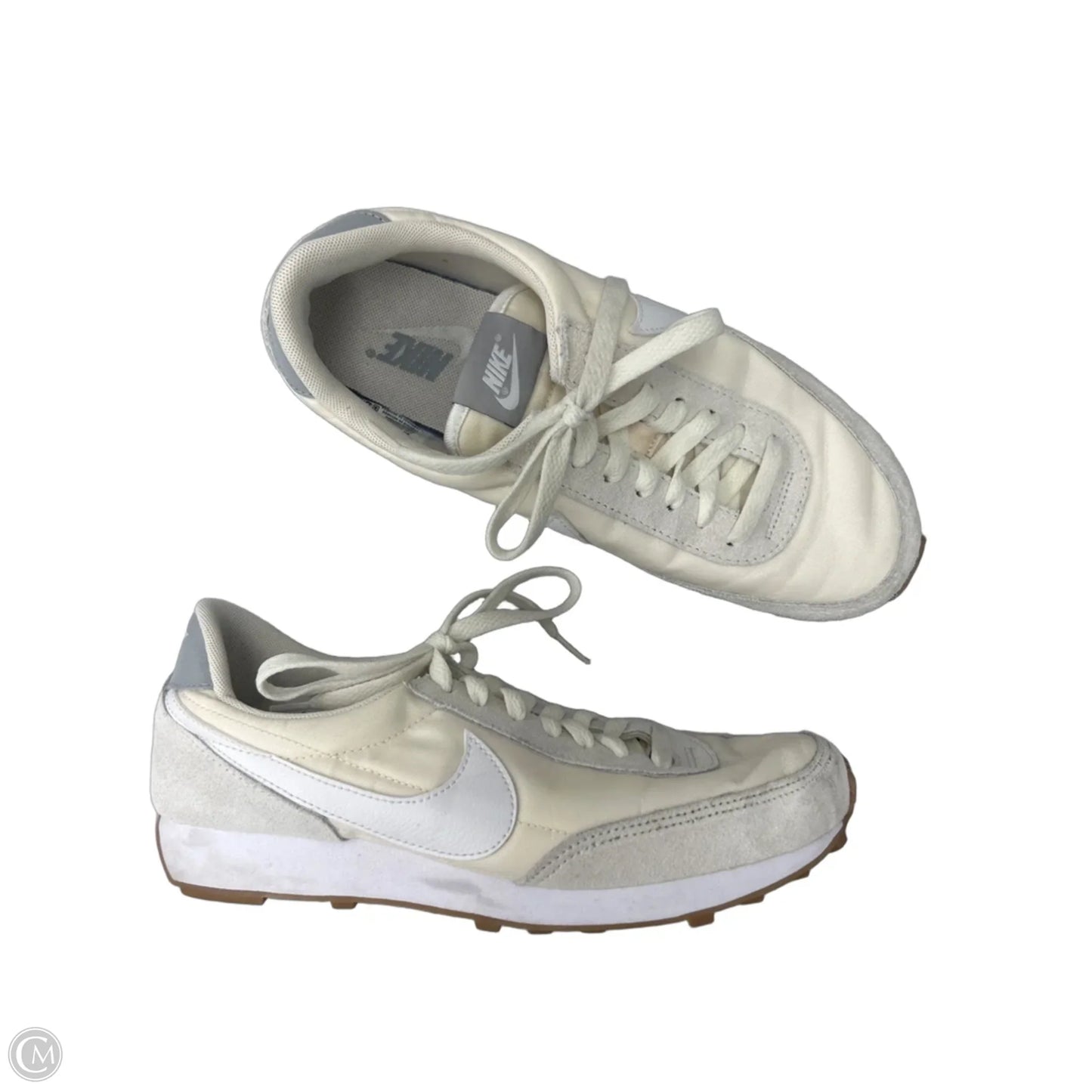 Shoes Sneakers By Nike In Cream, Size: 8