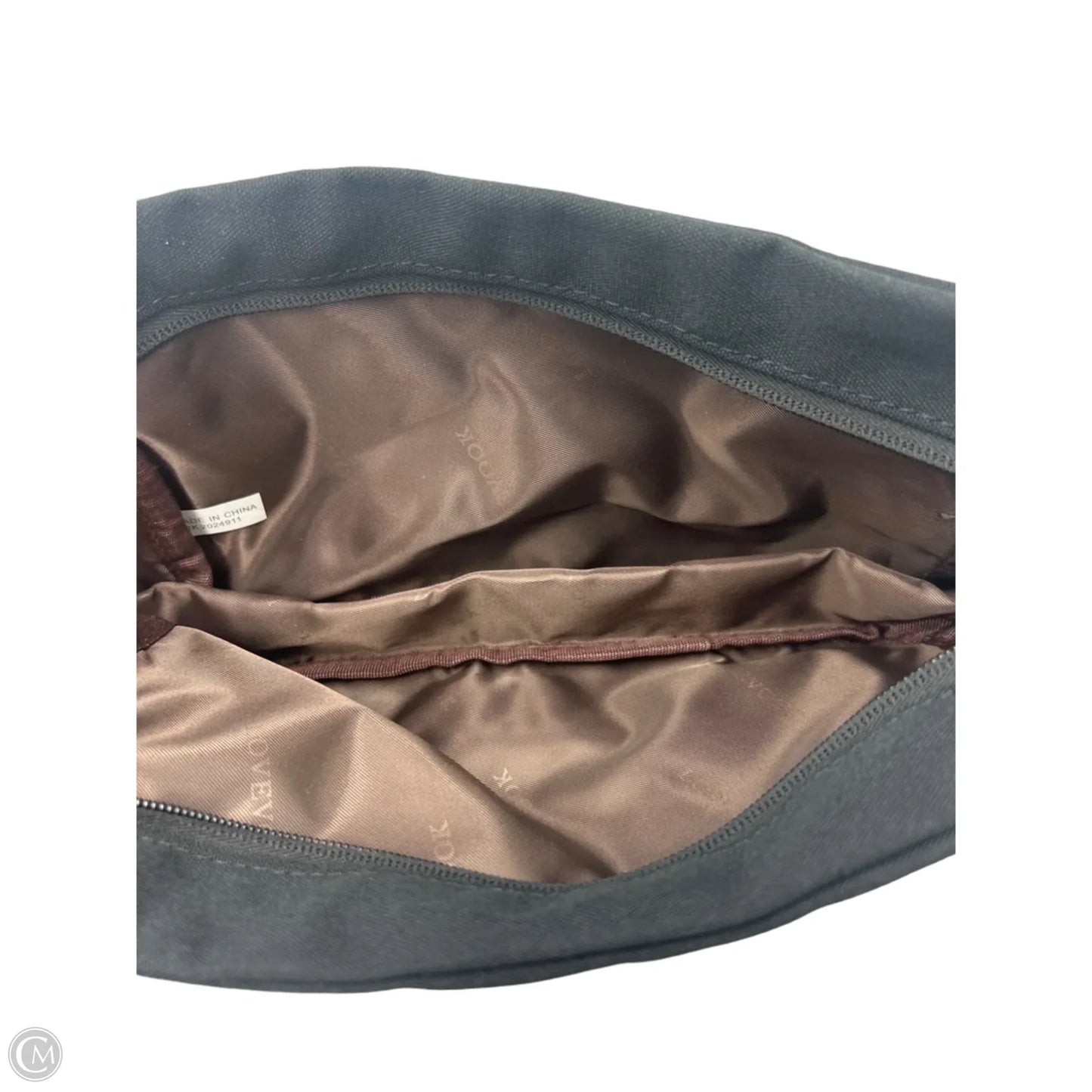 Makeup Bag By Clothes Mentor, Size: Medium