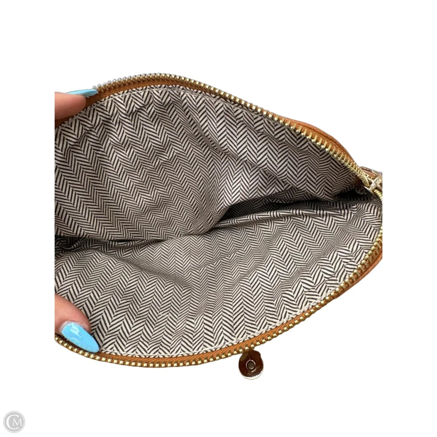 Crossbody By Clothes Mentor, Size: Medium