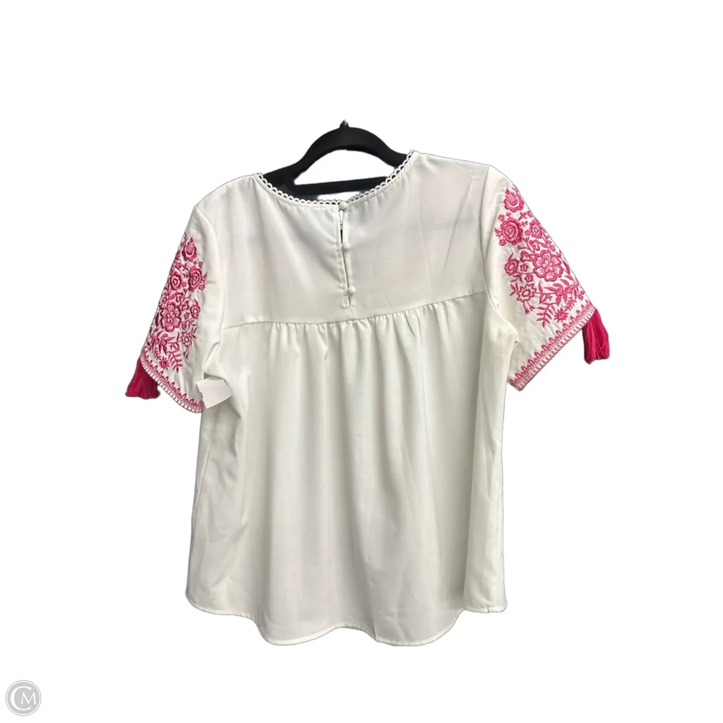 Top Short Sleeve By Clothes Mentor In White, Size: M