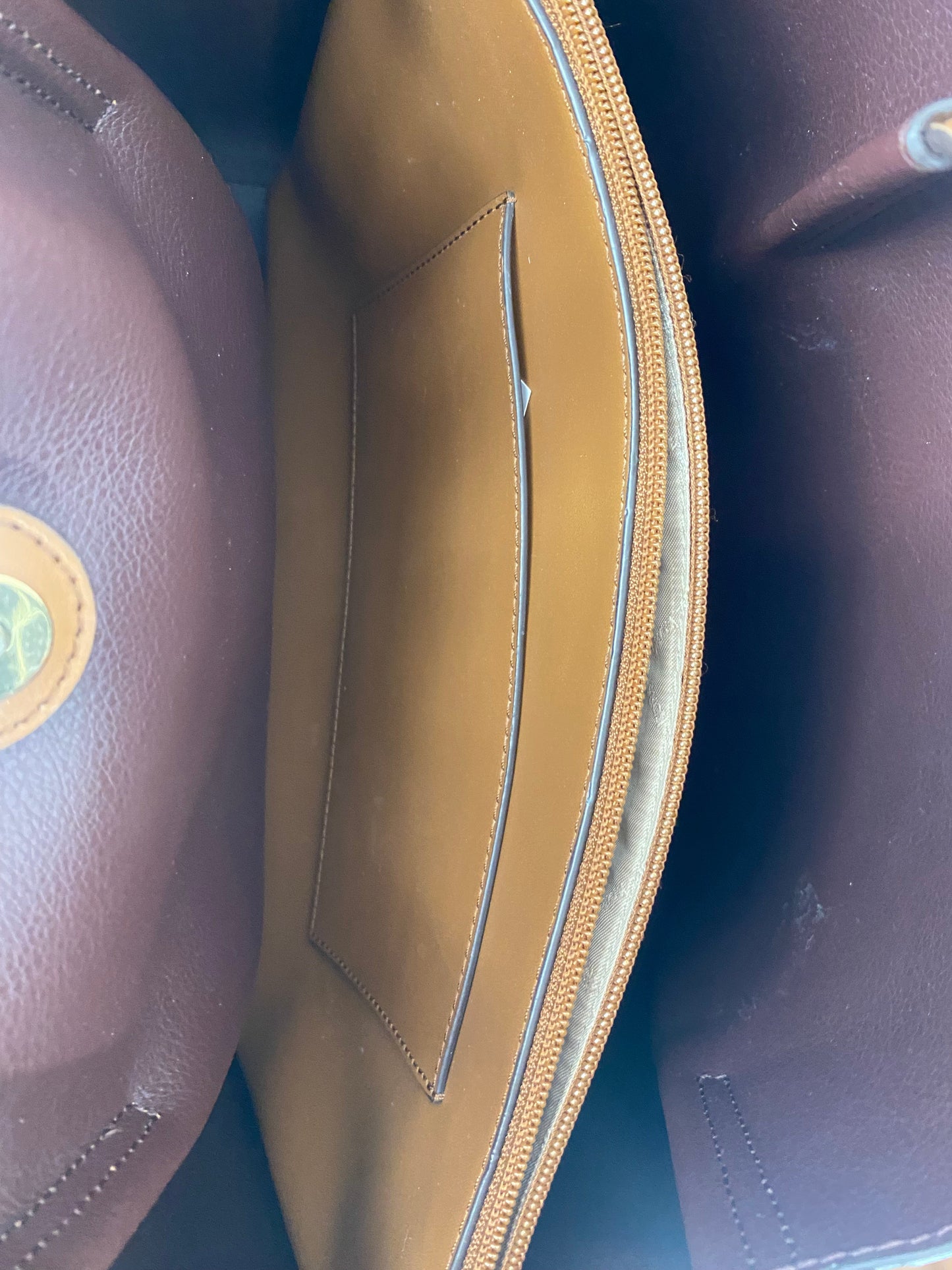 Handbag Designer By Michael Kors Size: Large