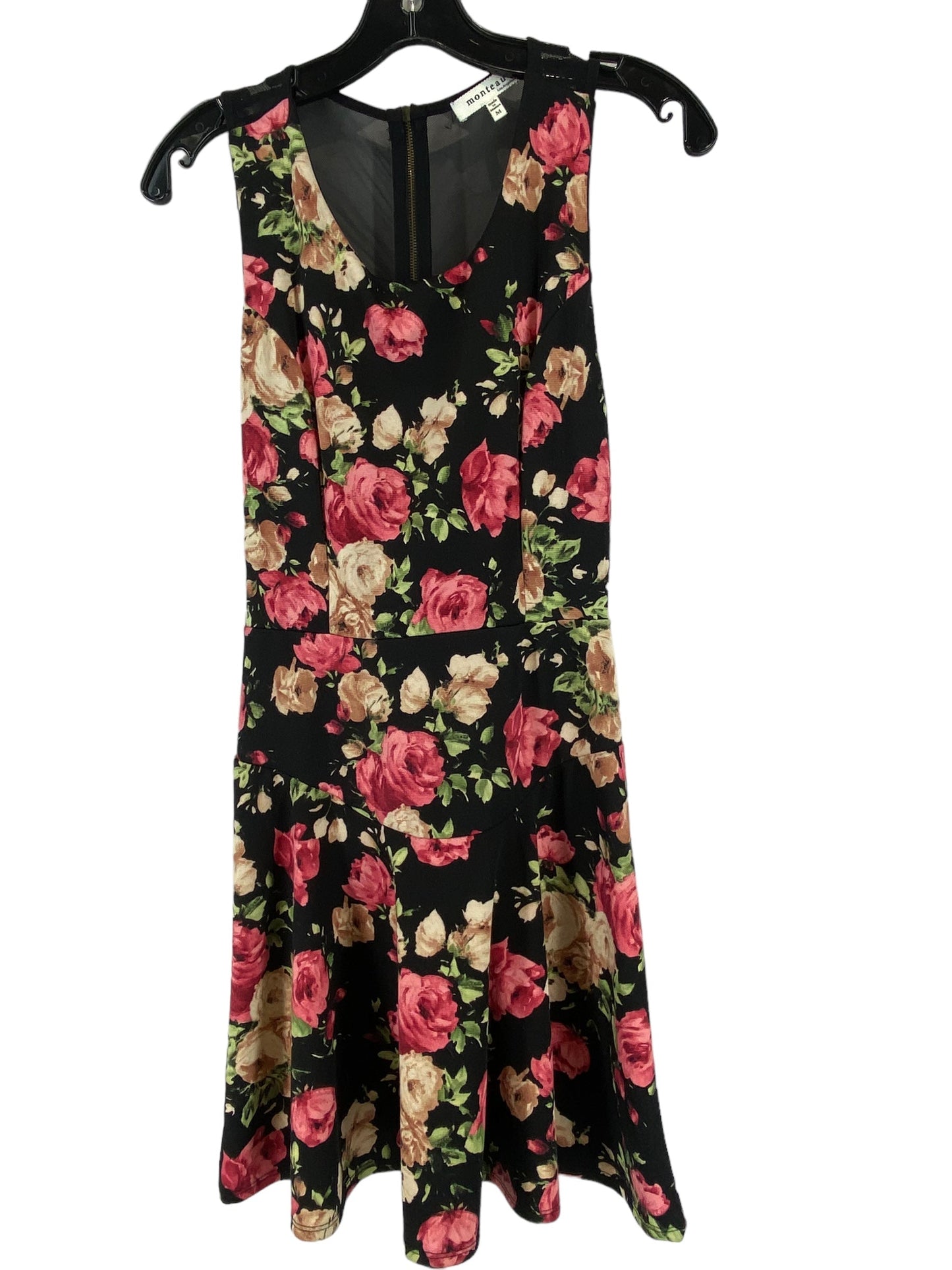 Dress Casual Short By Monteau Size: M