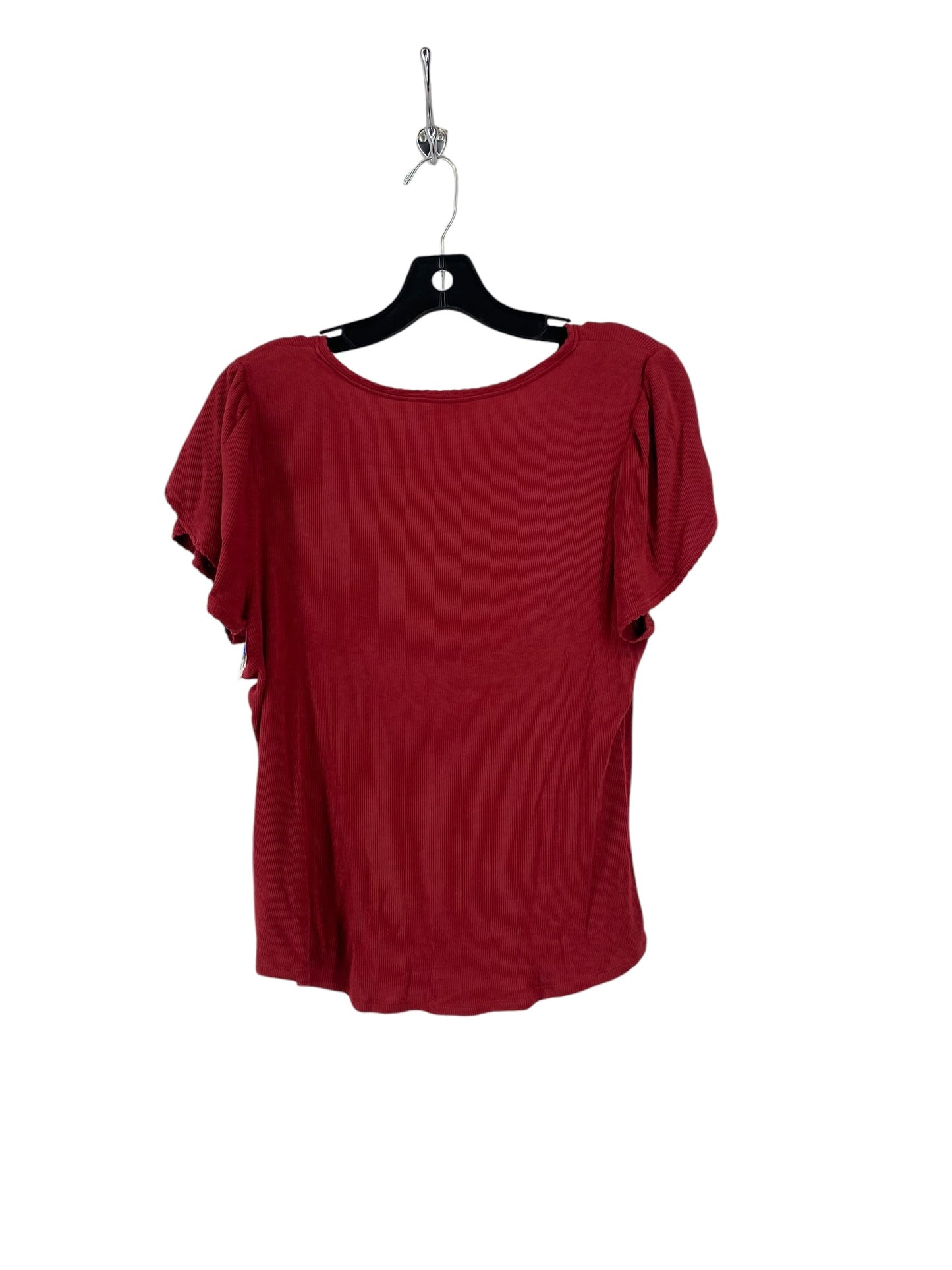 Top Short Sleeve By Clothes Mentor In Red, Size: M