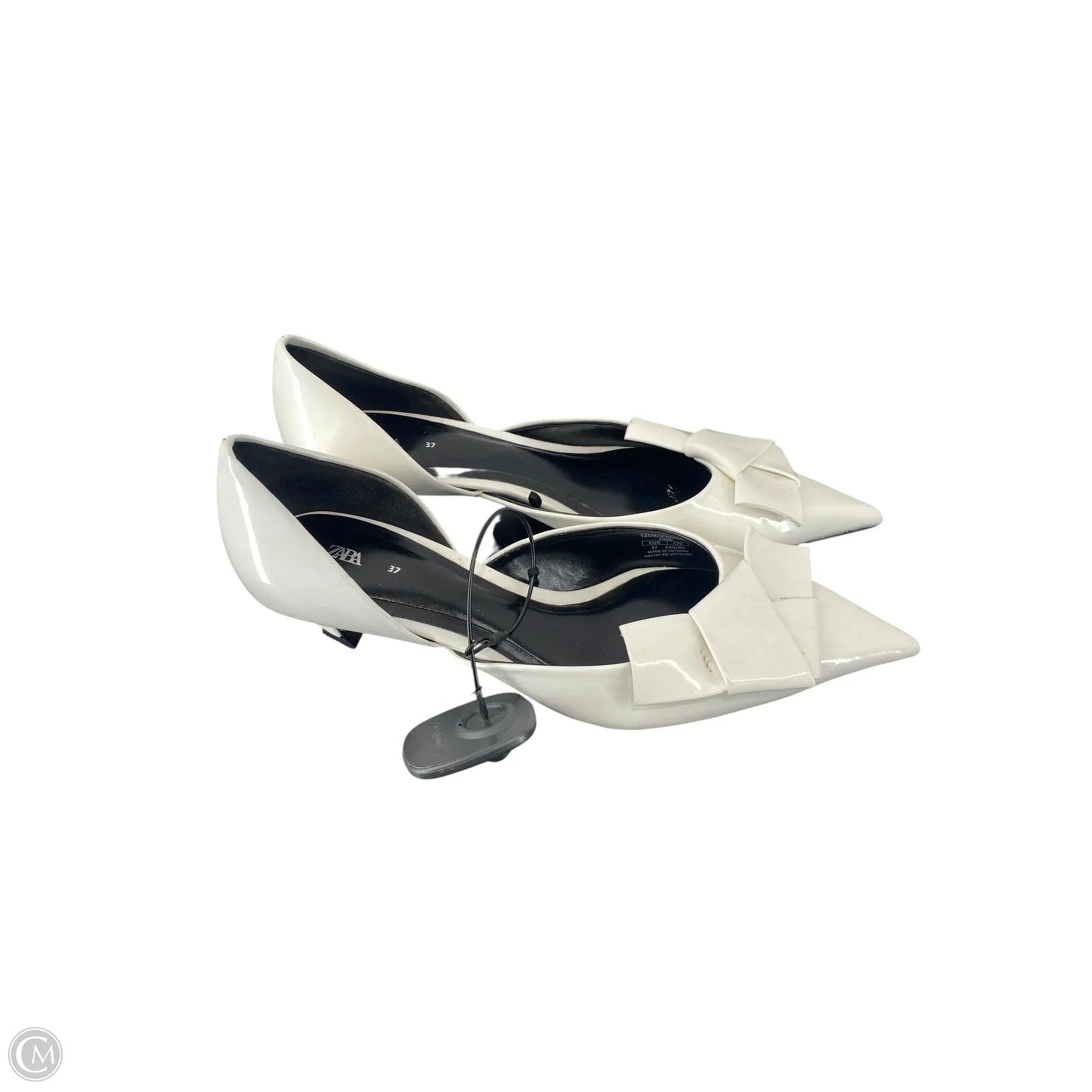 Shoes Heels Kitten By Zara In White, Size: 7