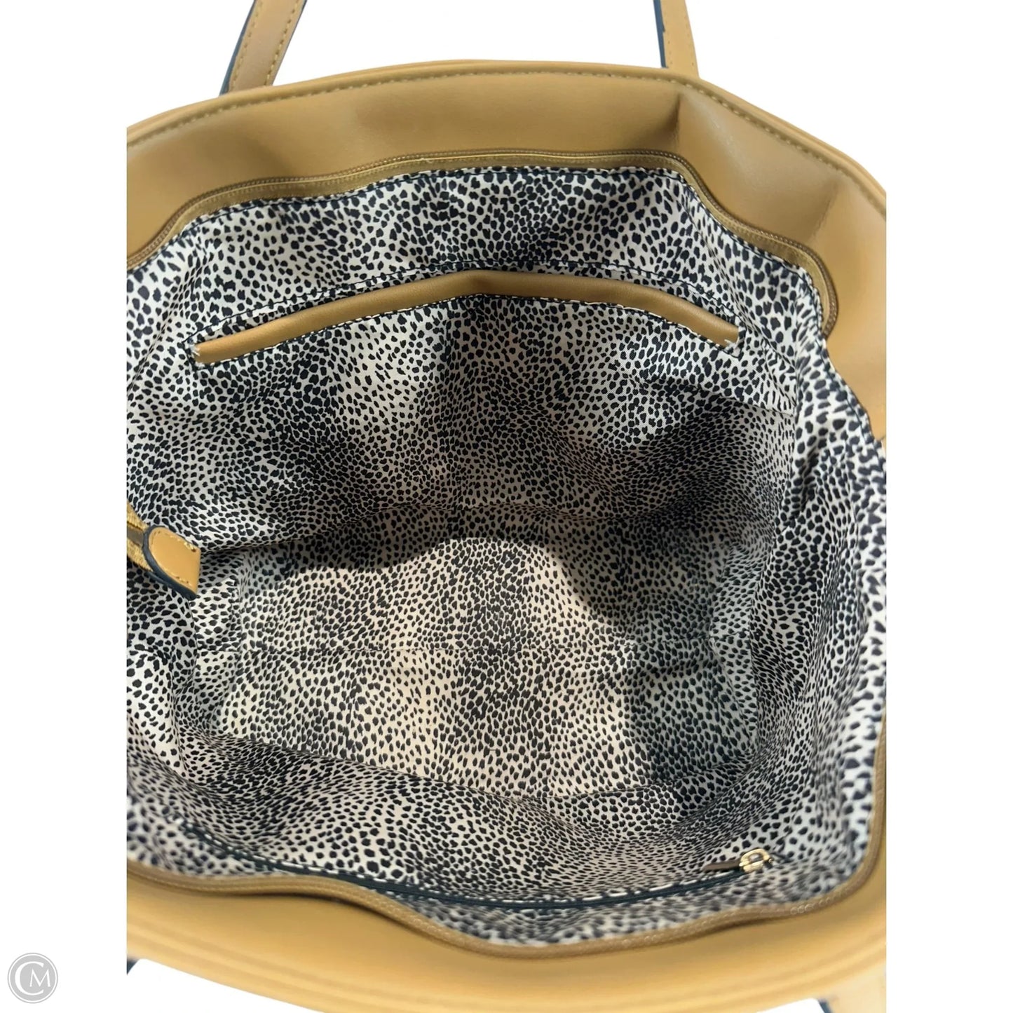 Handbag By Clothes Mentor, Size: Medium