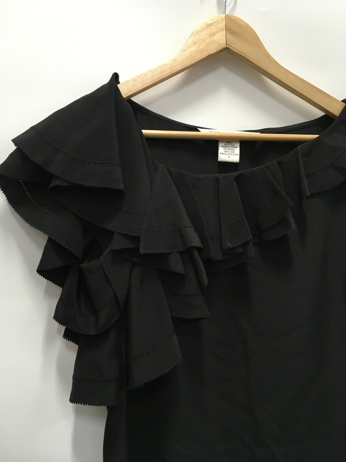 Dress Party Short By Diane Von Furstenberg Size: 6