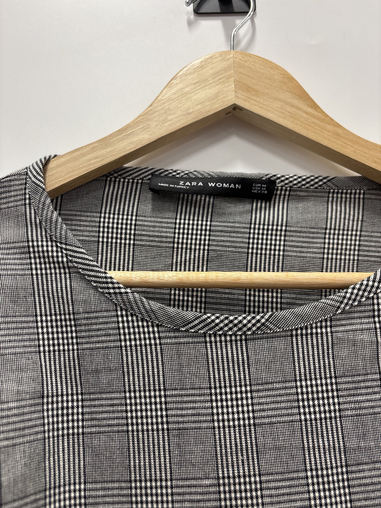 Top 3/4 Sleeve By Zara Women Size: M