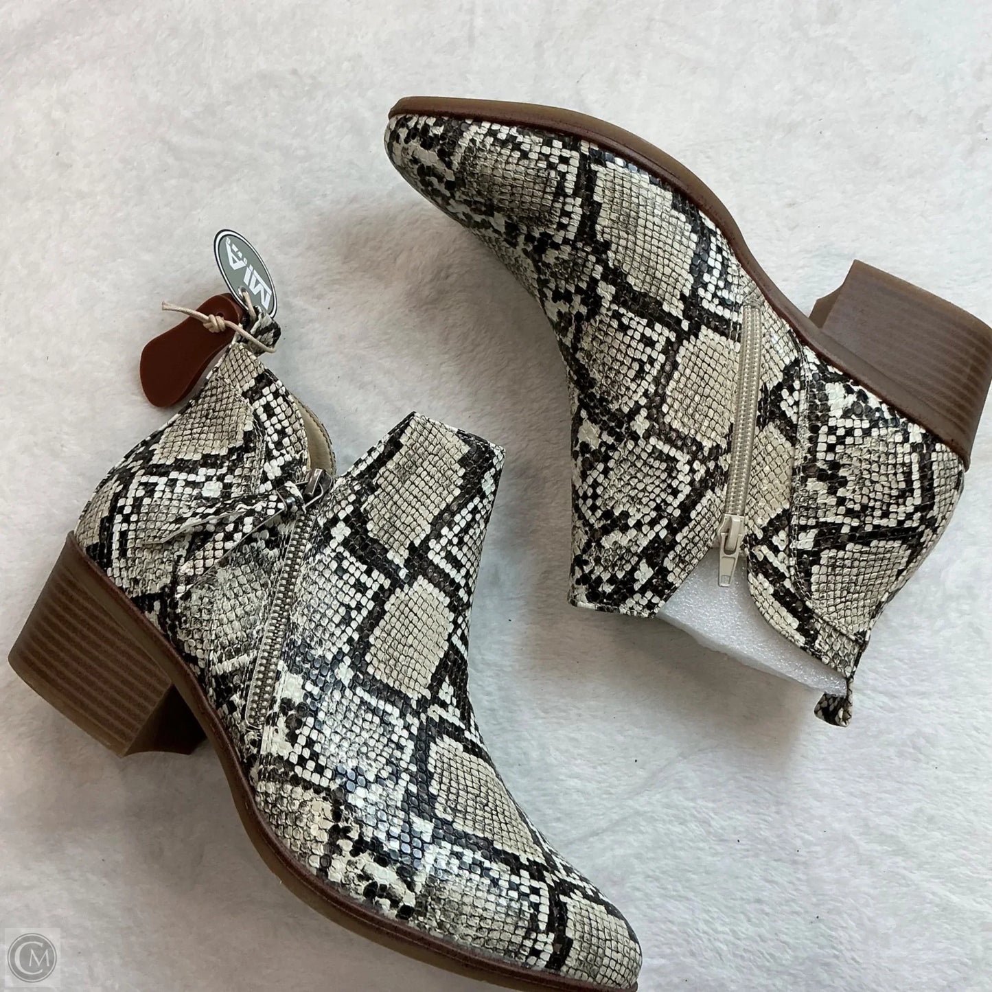 Boots Ankle Heels By Mia In Snakeskin Print, Size: 8.5