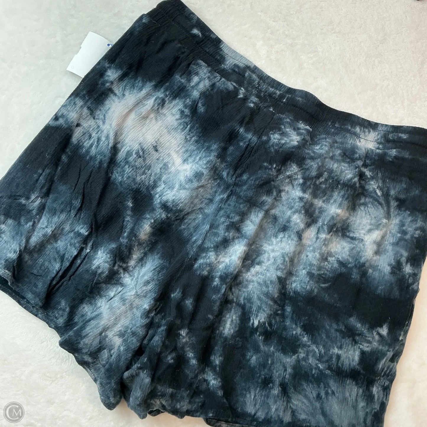 Shorts By Torrid In Tie Dye Print, Size: M
