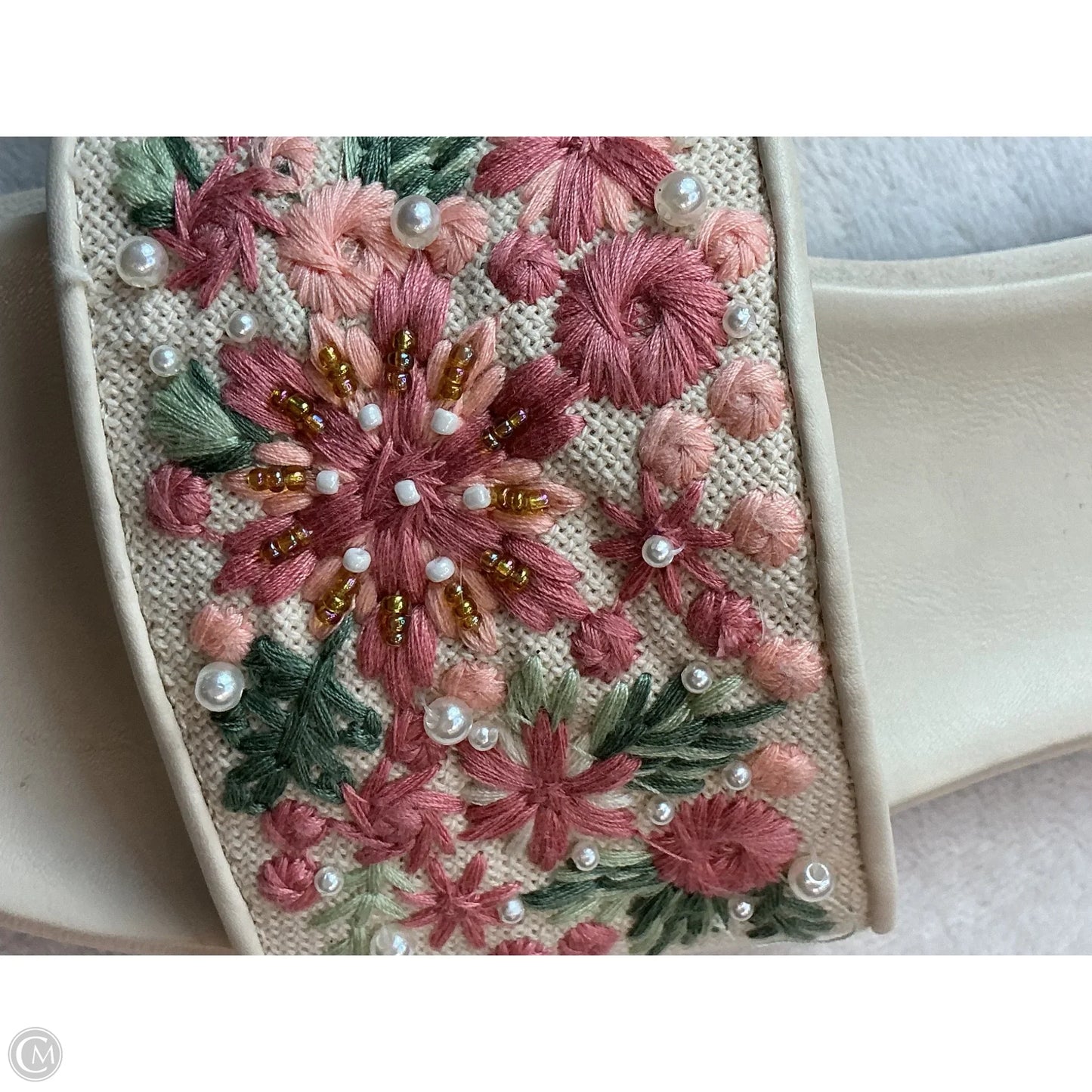 Sandals Flats By Steve Madden In Cream, Size: 8