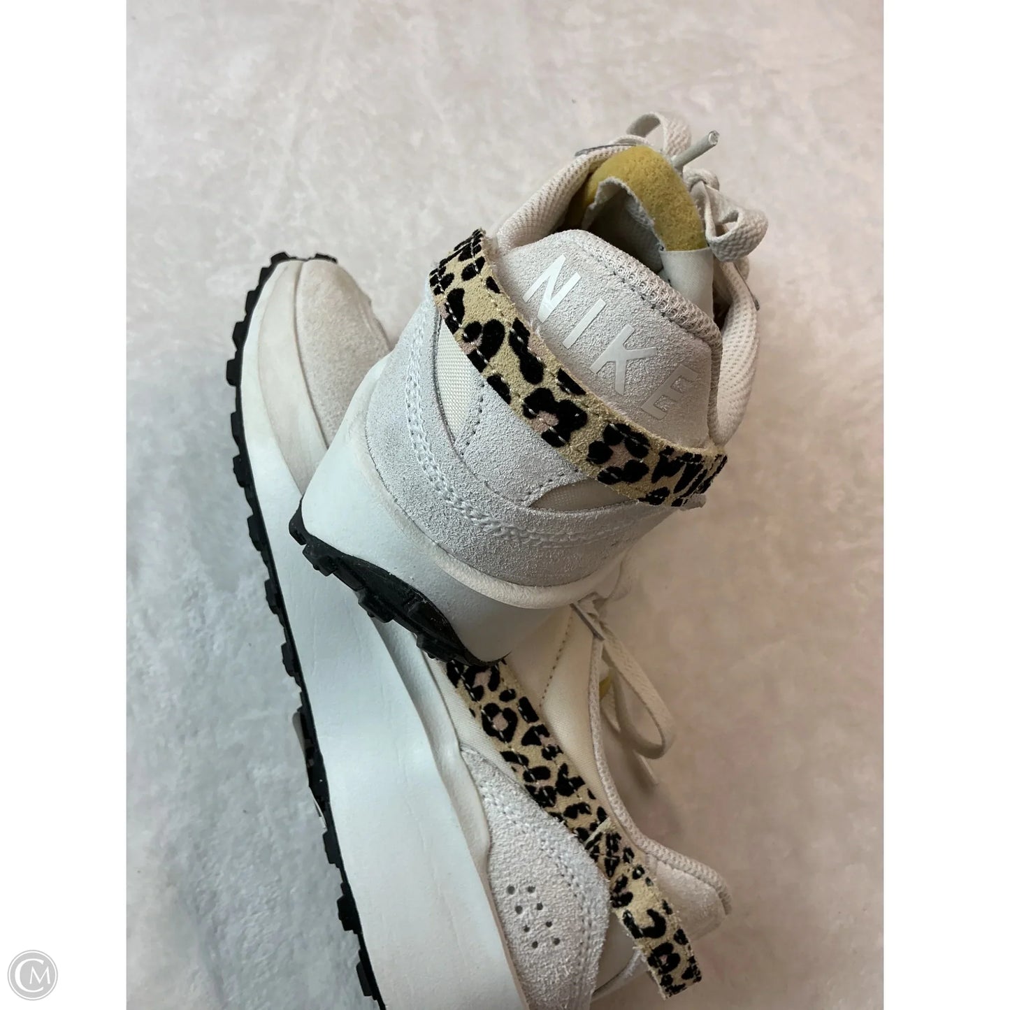 Shoes Athletic By Nike In Cream, Size: 8