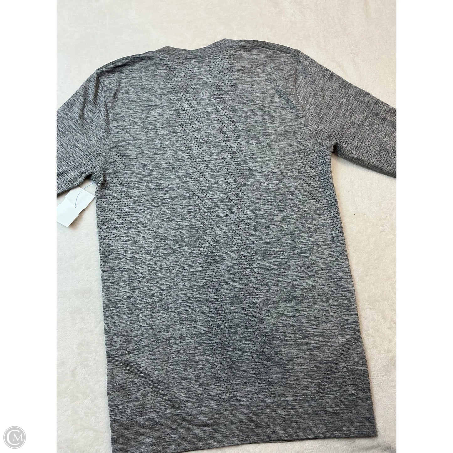 Athletic Top Long Sleeve Crewneck By Lululemon In Grey, Size: 0