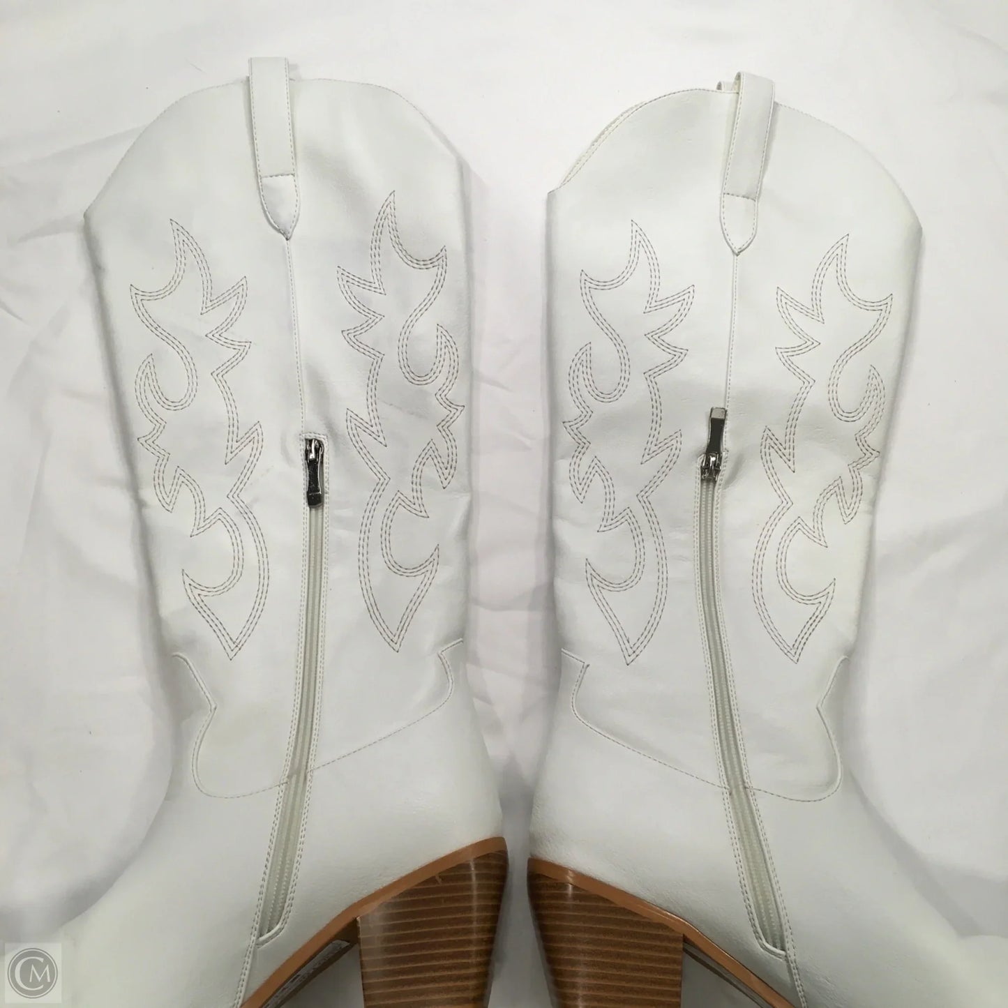 Boots Western By Clothes Mentor In White, Size: 9