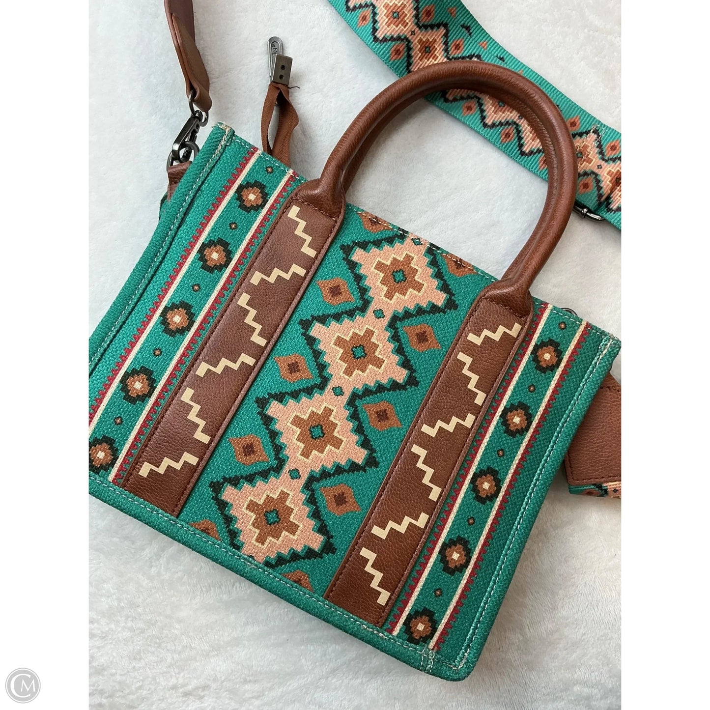 Handbag By Wrangler, Size: Medium