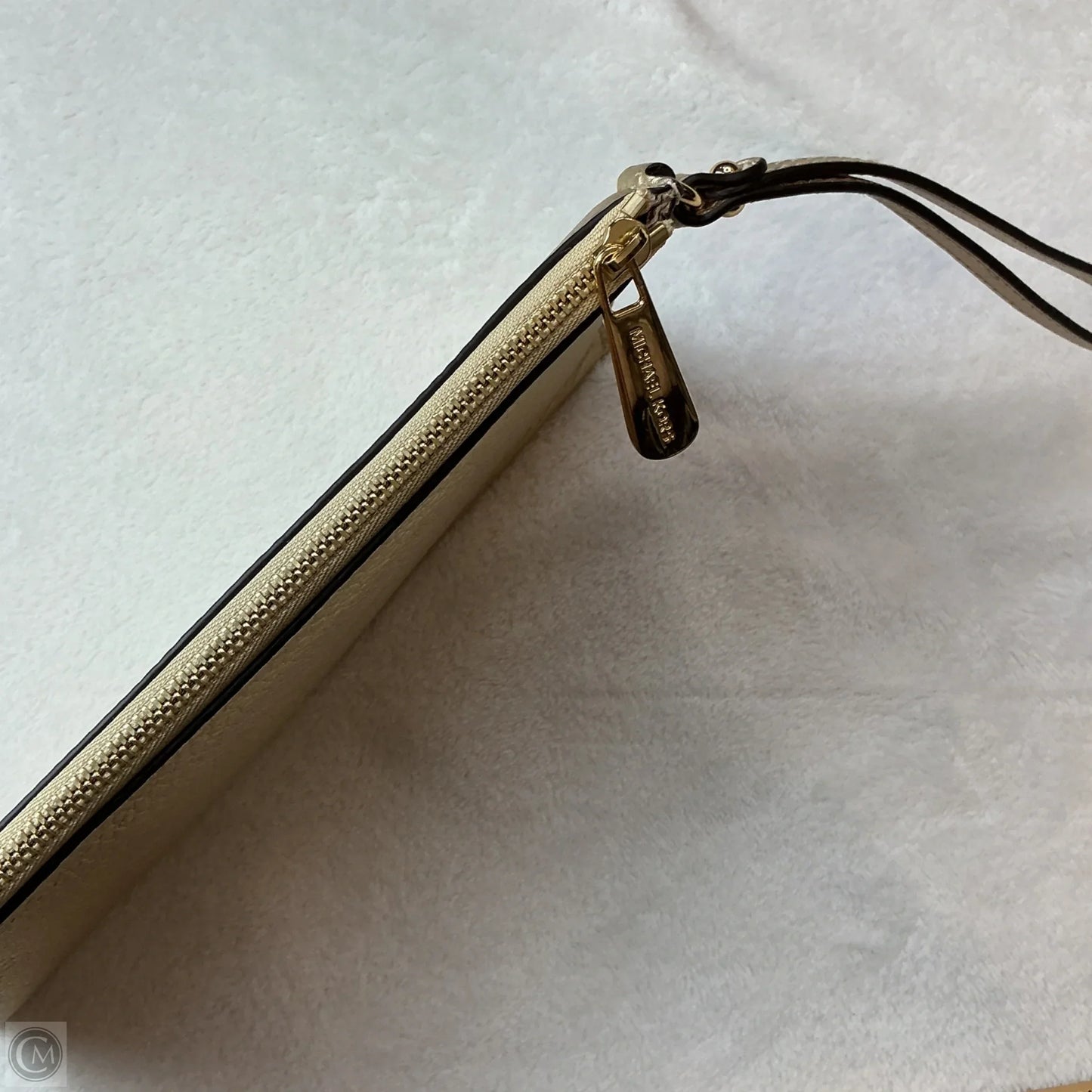 Wristlet Designer By Michael Kors, Size: Medium