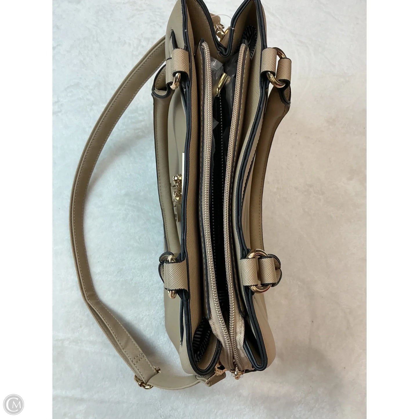 Handbag By Clothes Mentor, Size: Large
