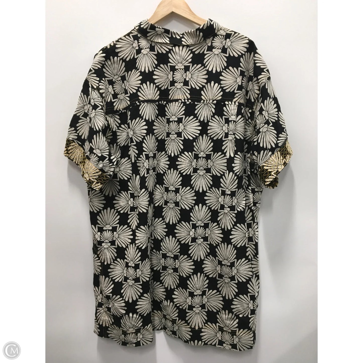 Top Short Sleeve By Free People In Black & Cream, Size: L