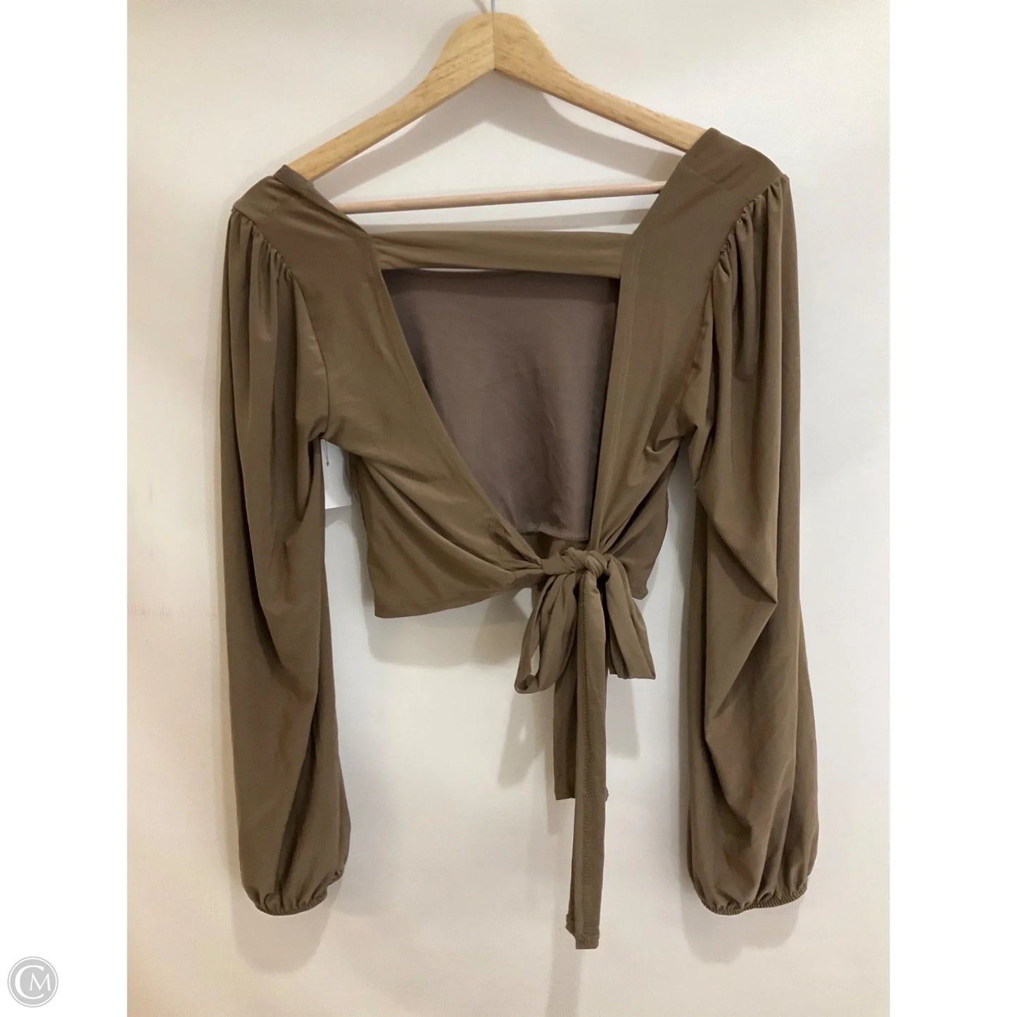 Top Long Sleeve Basic By Clothes Mentor In Brown, Size: M
