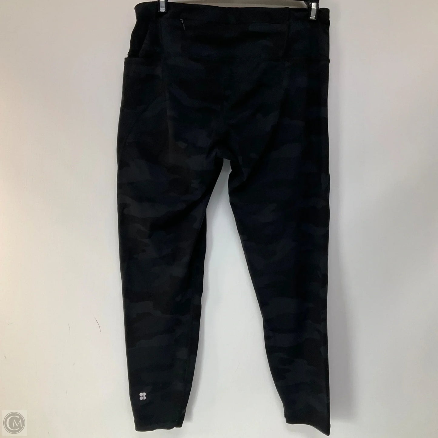 Athletic Leggings By Sweaty Betty In Camouflage Print, Size: M