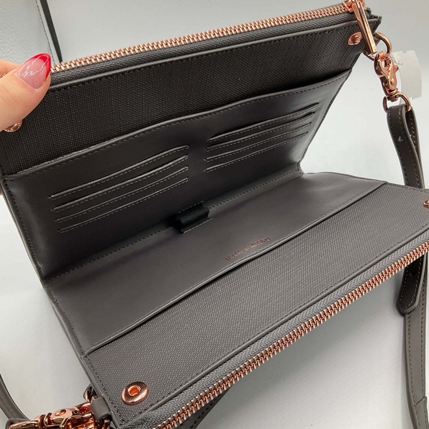 Crossbody By Cmb Size: Medium